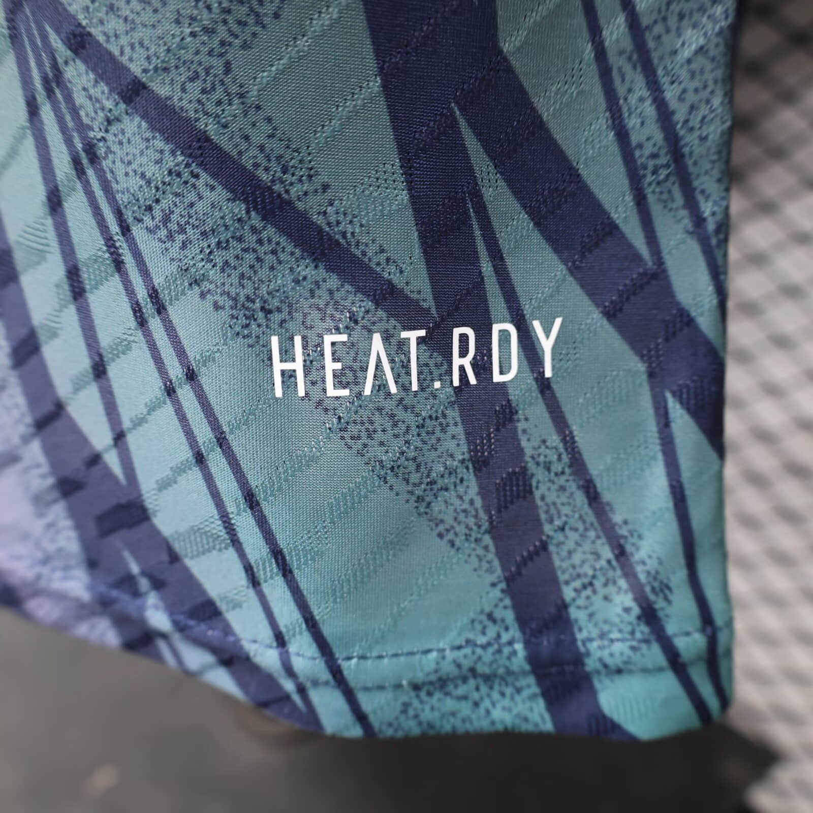 2024/2025 Player Version Real Madrid Special Edition Gradient Purple Football Shirt