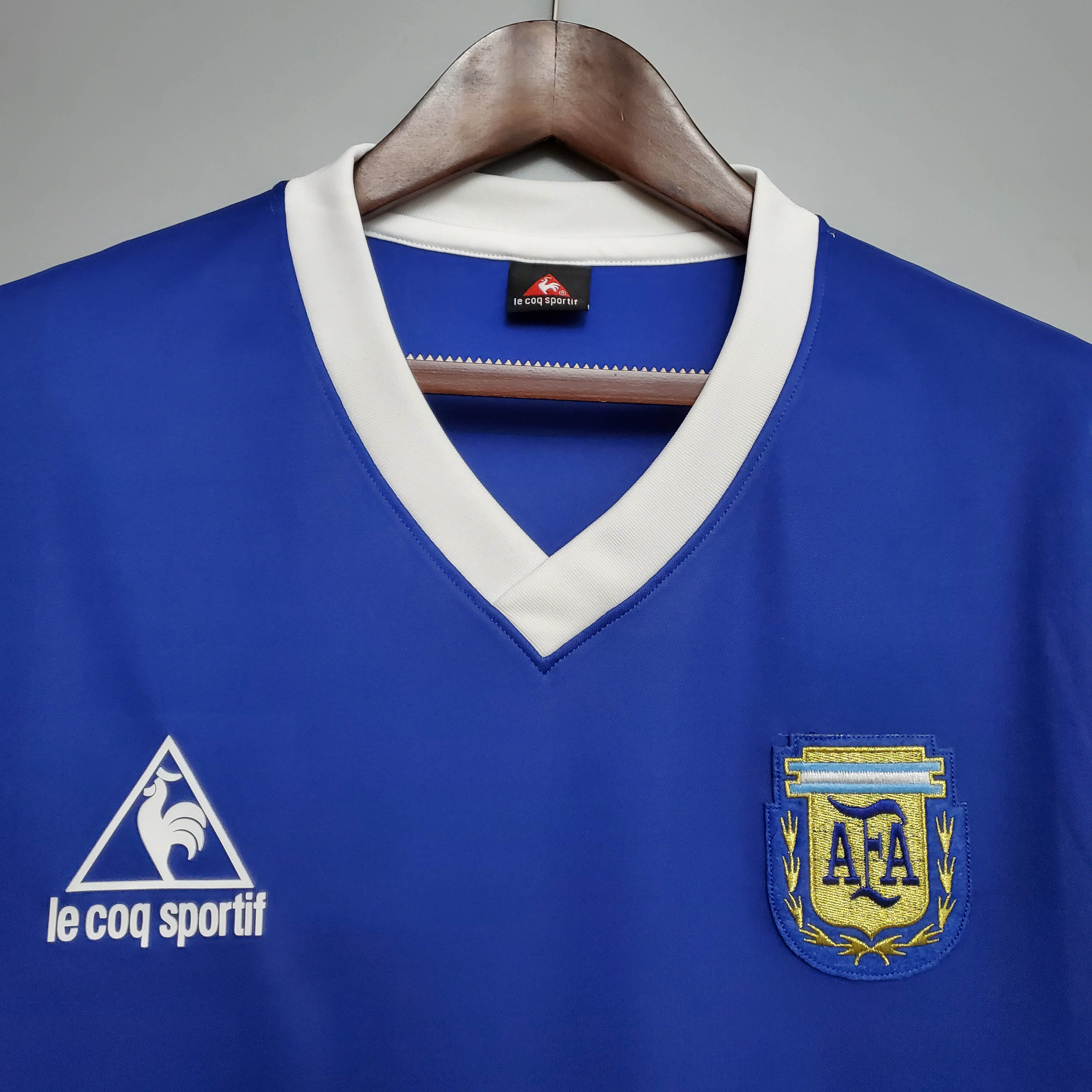 1986 Retro Argentina Away Football Shirt