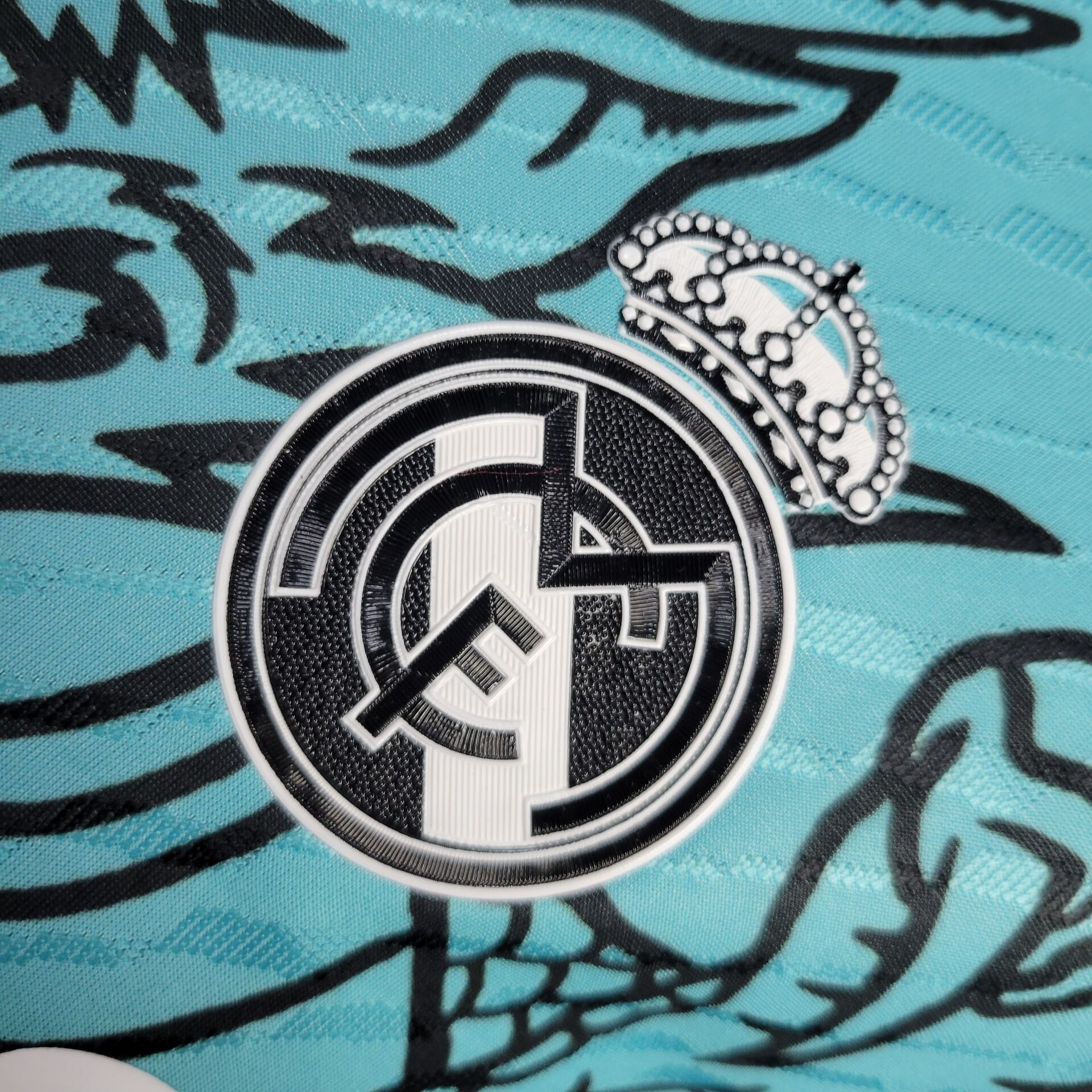 2024/2025 Player Version Real Madrid Special Edition Chinese Dragon Football Shirt