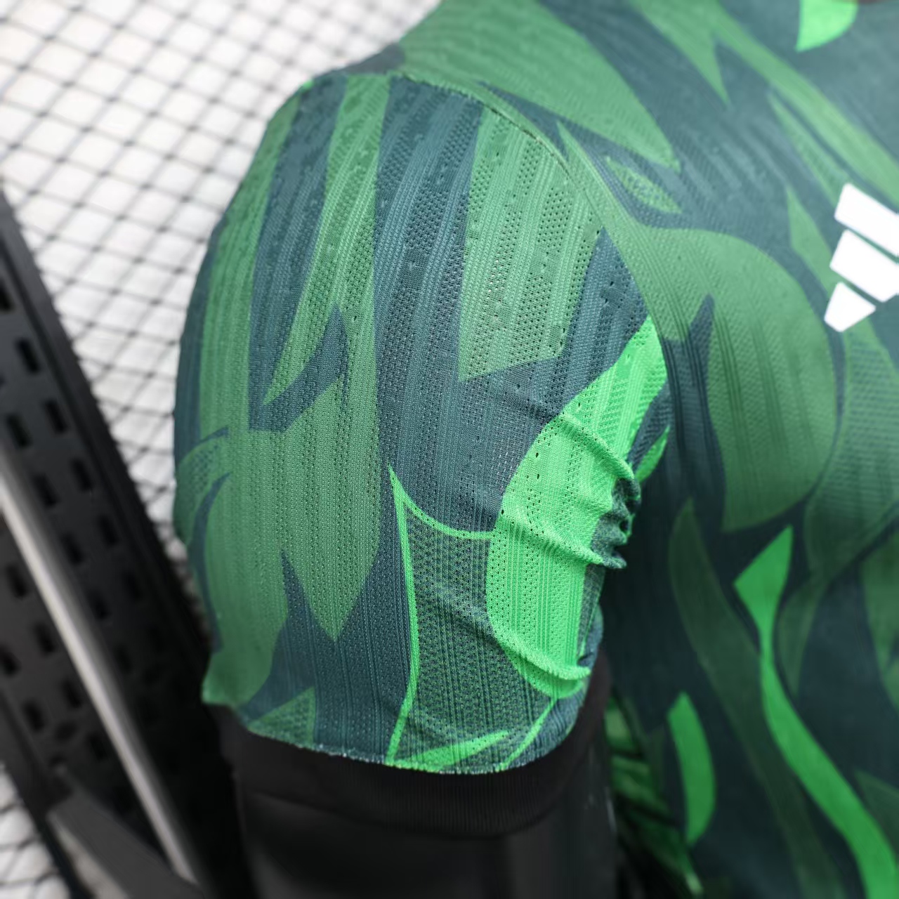 2025/2026 Player Version Liverpool Special Edition Football Shirt