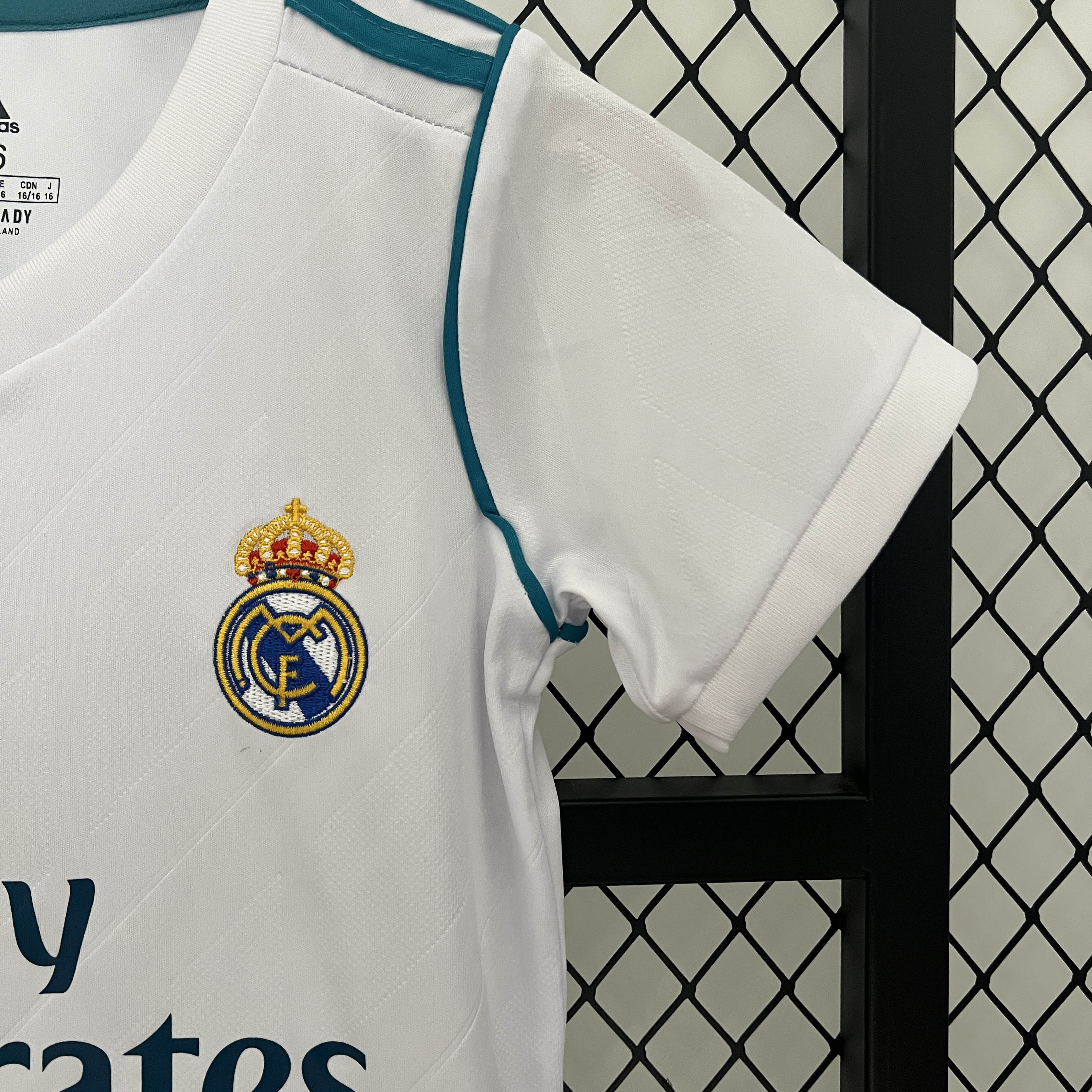 2017/2018 Retro Real Madrid Home Football Shirt Kids Size