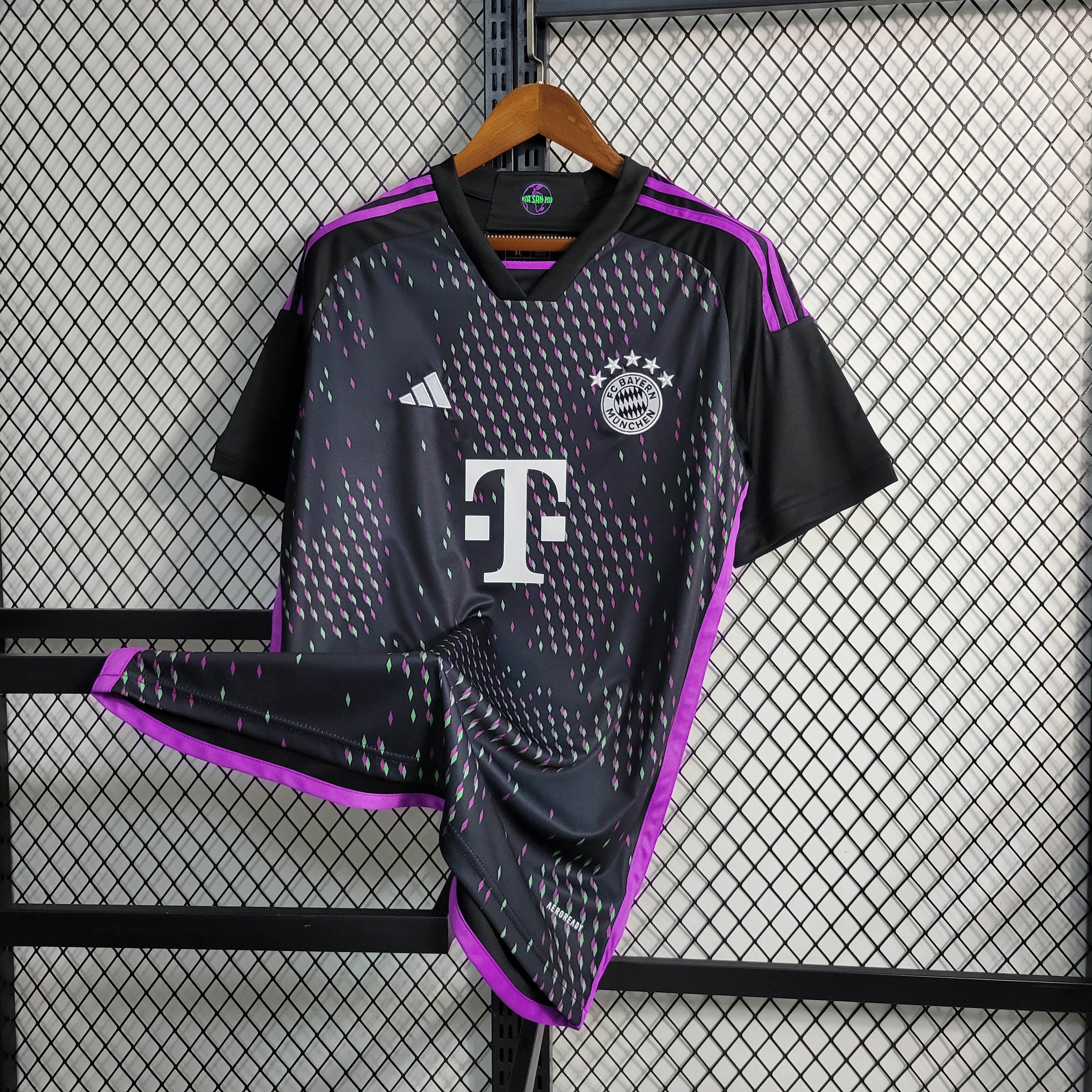 2023/2024 Bayern Munchen Away Football Shirt