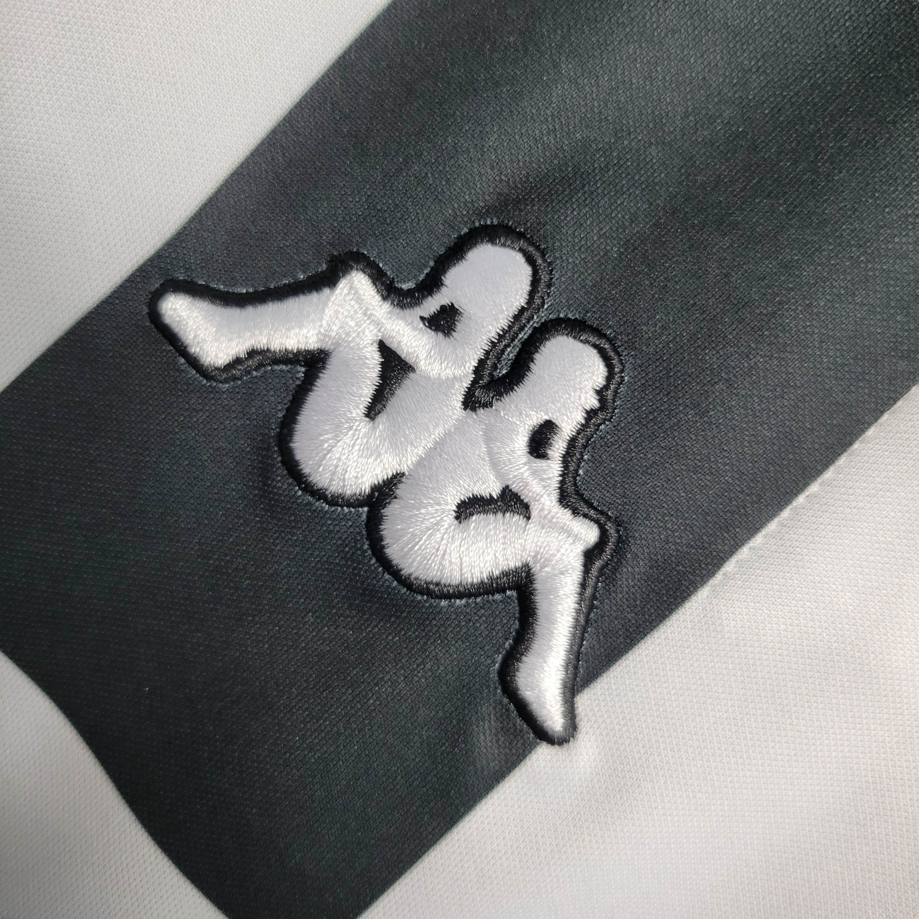 1997/1998 Retro Juventus Home Football Shirt