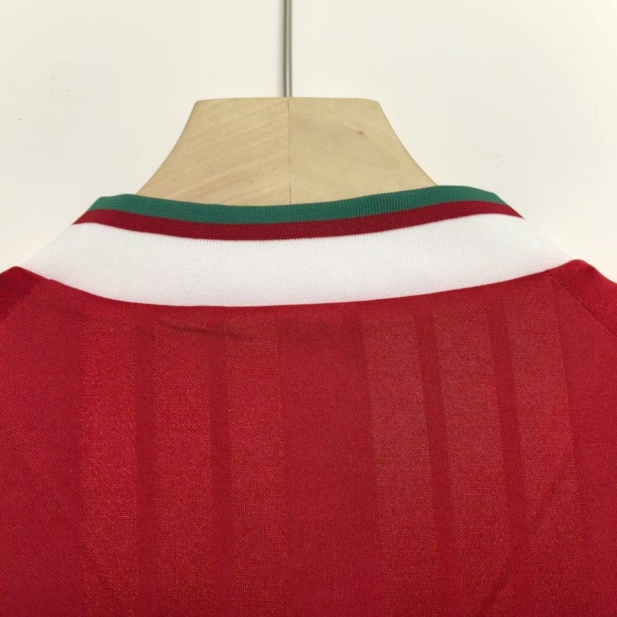 1993/1995 Retro Long sleeve LiverpoolHome Football shirt 1:1 Thai Quality