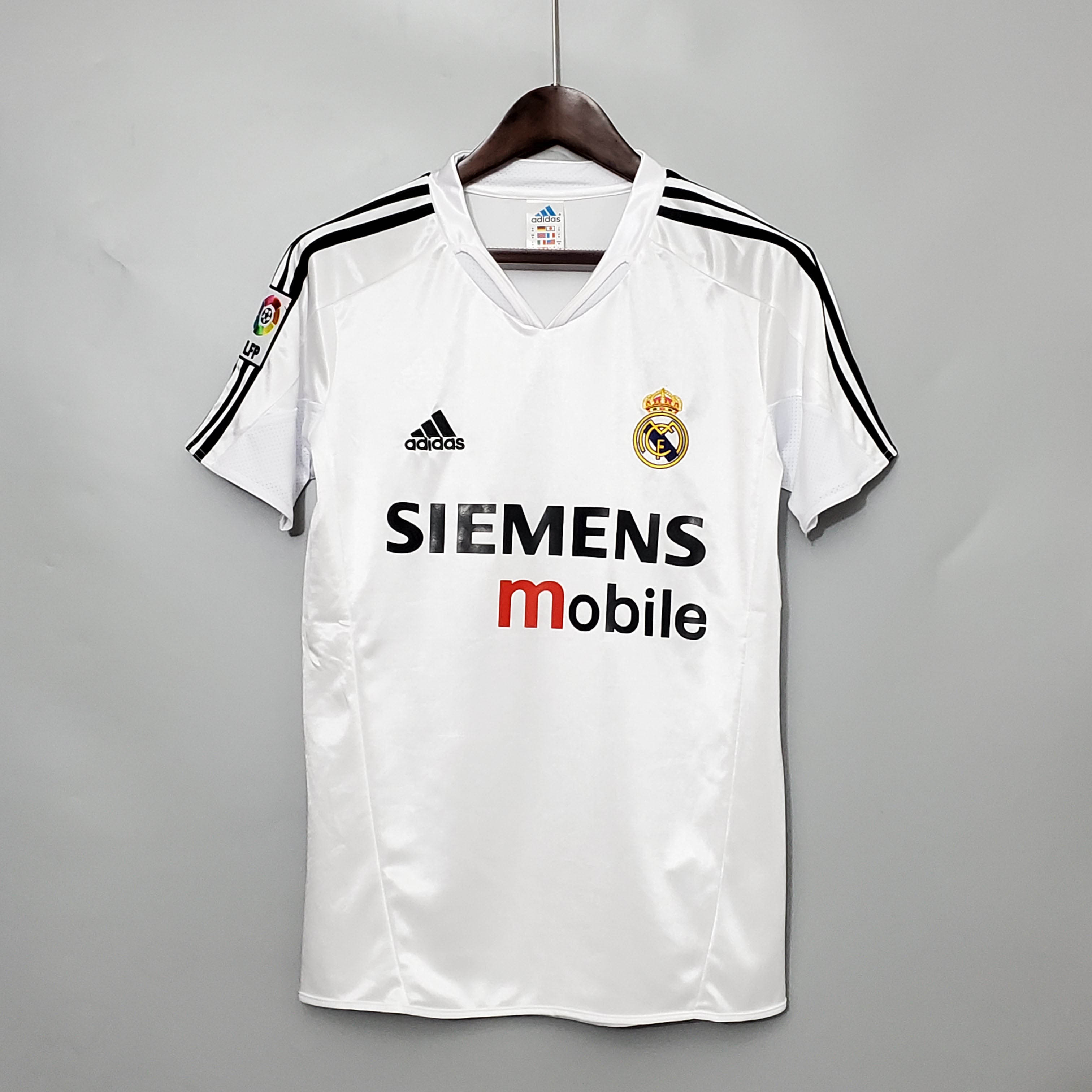2004/2005 Retro Real Madrid Home Football Shirt