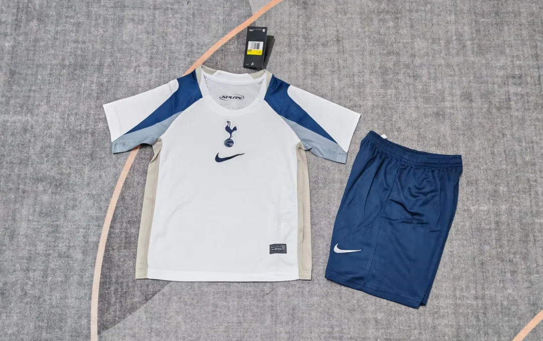 2025/2026 Tottenham Hotspur Home Football Shirt kids size 1:1 Thai Quality