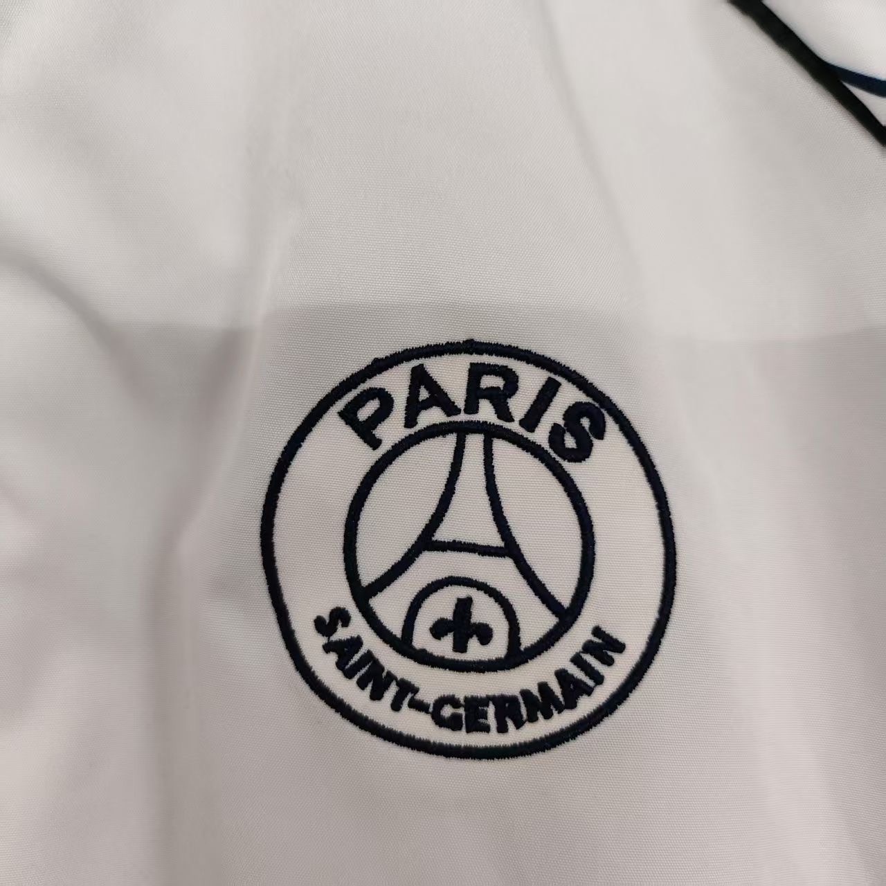 2025/2026 Paris Saint-Germain Embroidered windbreaker PSG training ball stand collar long Football Shirt