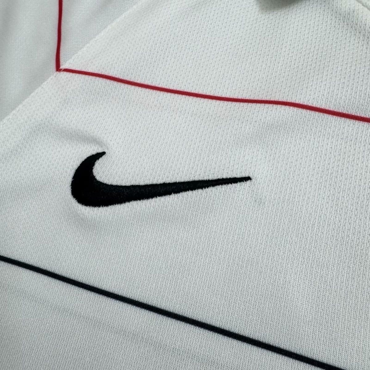 2003/2005 Retro Manchester UnitedAway Football Shirt kids Size