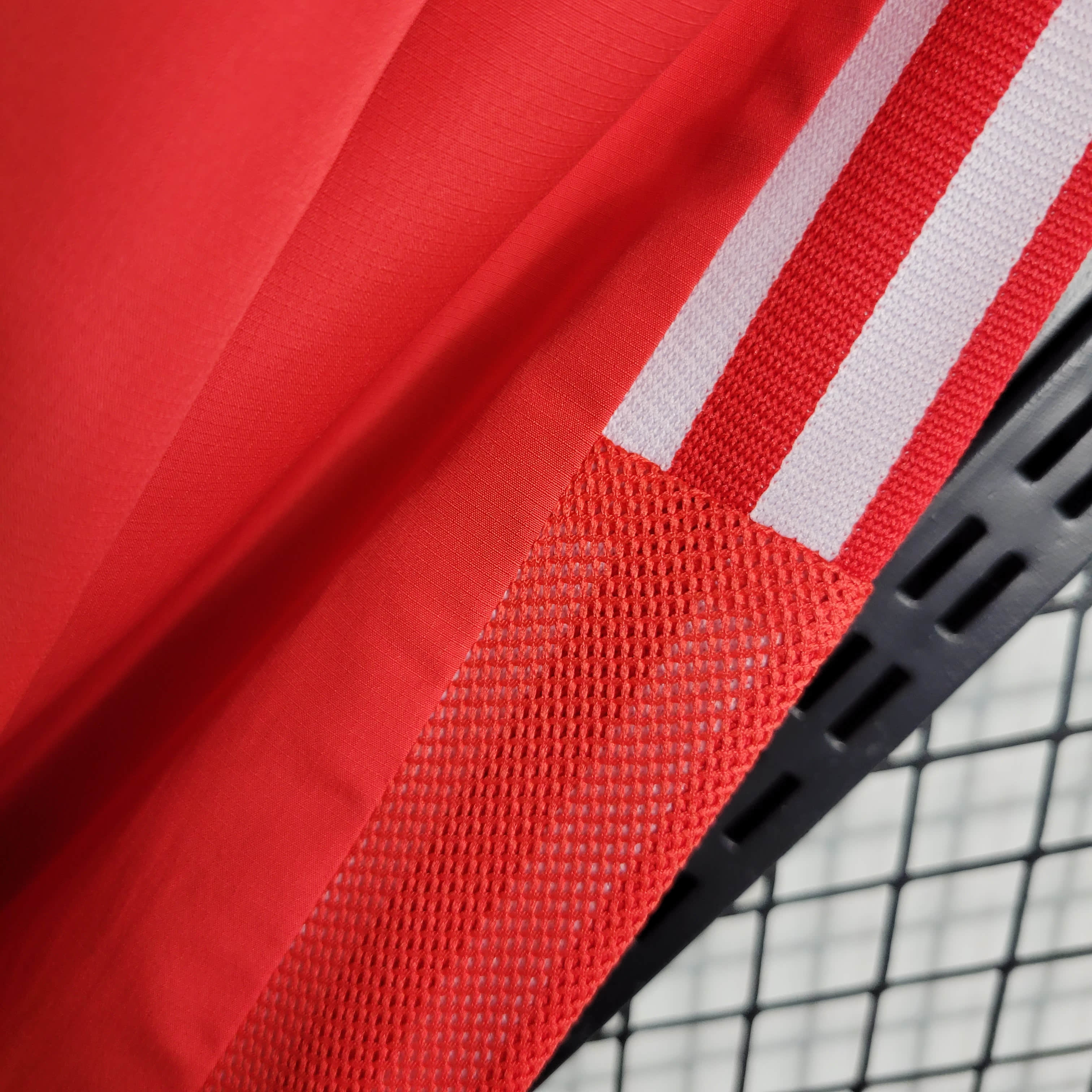 2023/2024 Manchester United Windbreaker Red Football Shirt