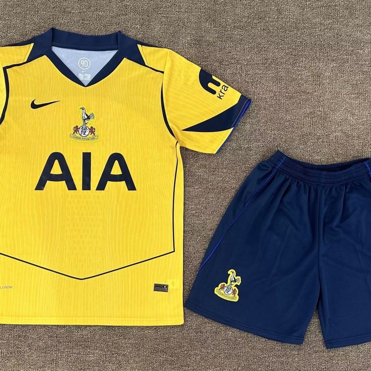 2025/2026 Tottenham Hotspur Third Away Football Shirt Kids Size 1:1 Thai Quality