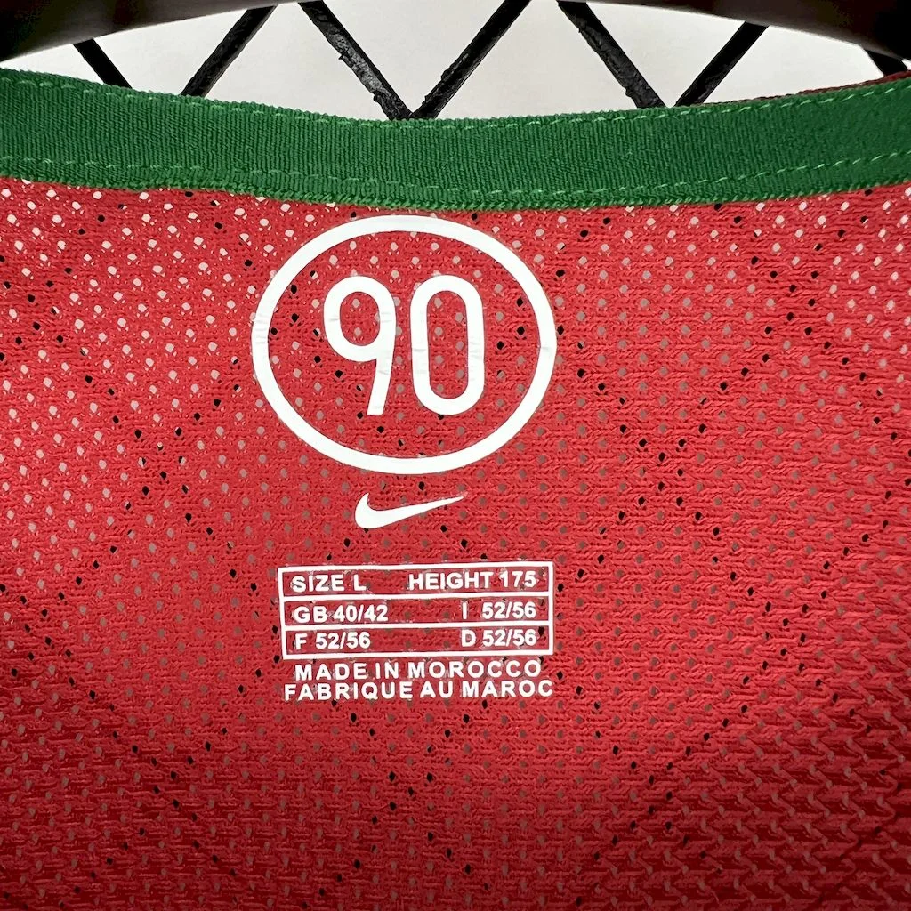 2004 Retro Portugal Home Football Shirt 1:1 Thai Quality