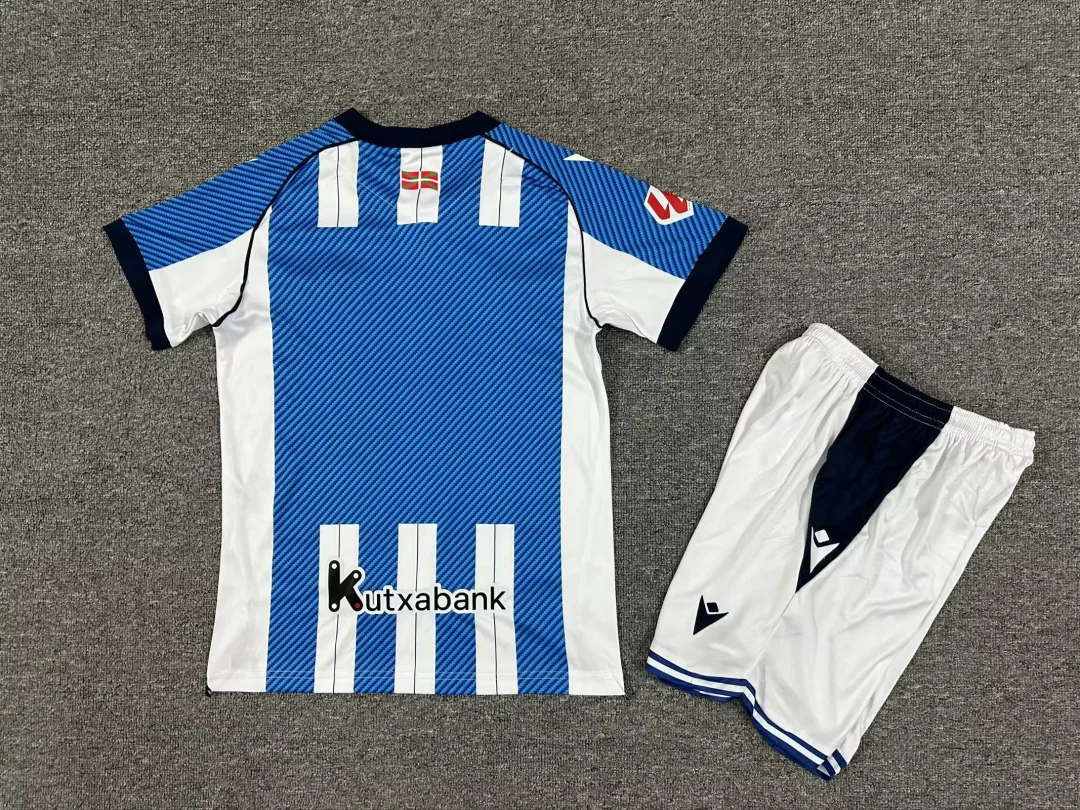 2025/2026 Real Sociedad Home FootballShirt kids Size 1:1 Thai Quality