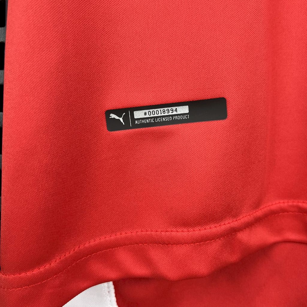 2016/2017 Retro Arsenal Home FootballShirt 1:1 Thai Quality