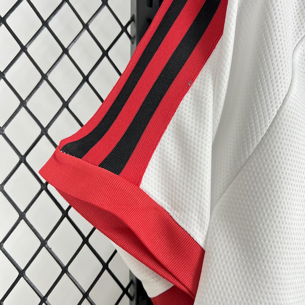 1981 Retro Flamengo Away Football shirt 1:1 Thai Quality