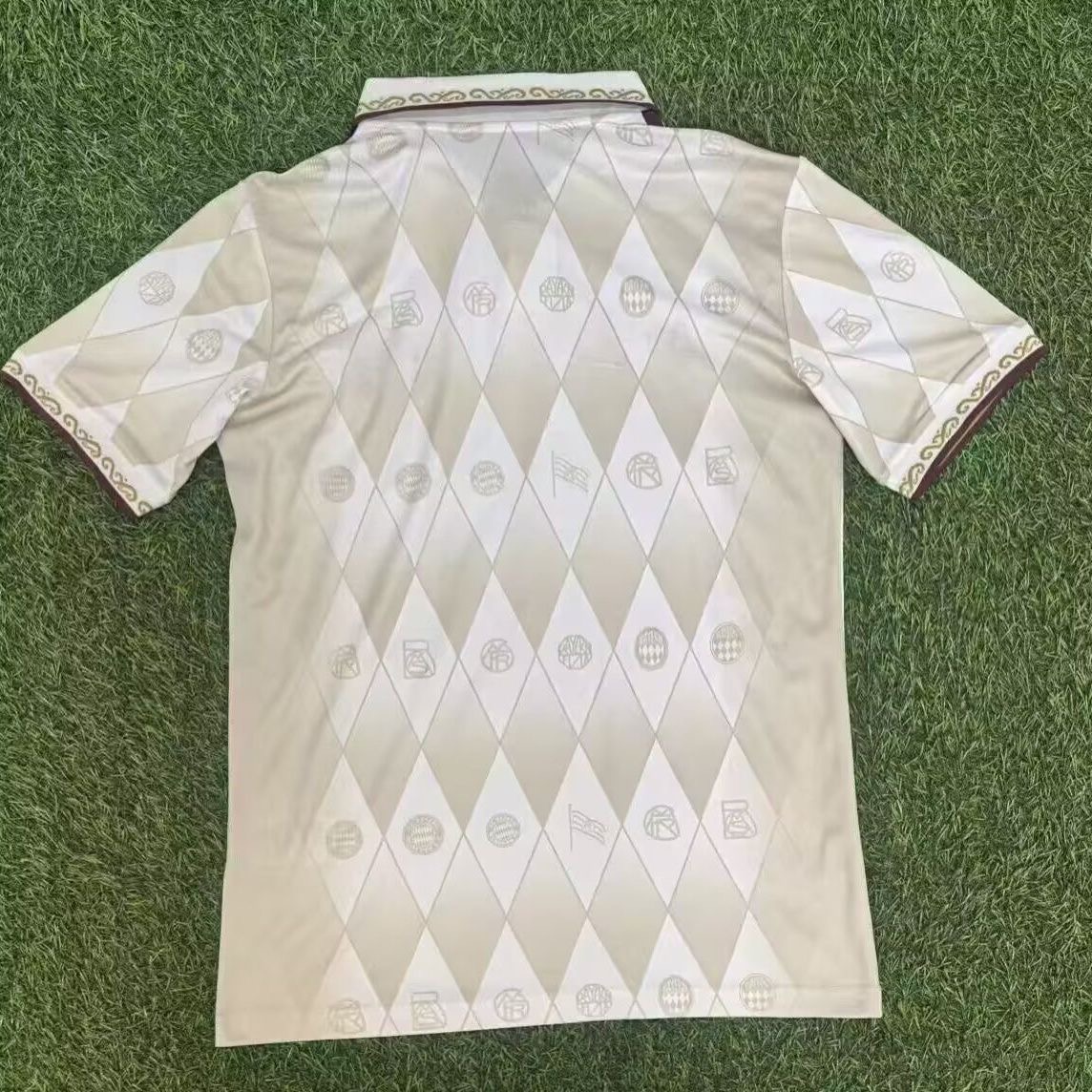 2025/2026 Bayern MunchenCommemorative Edition Football Shirt