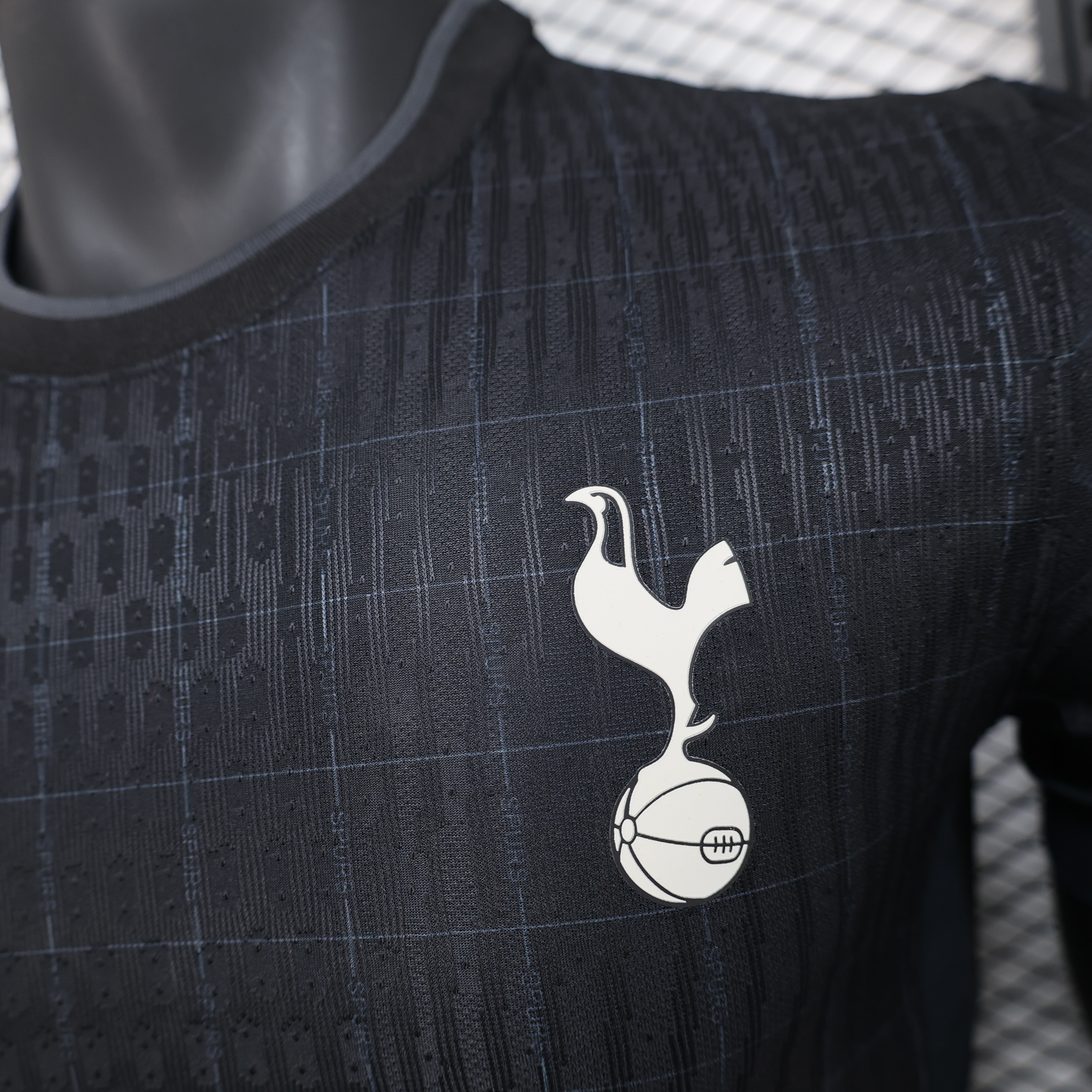 2024/2025 Tottenham Hotspur Player Edition Football Shirt