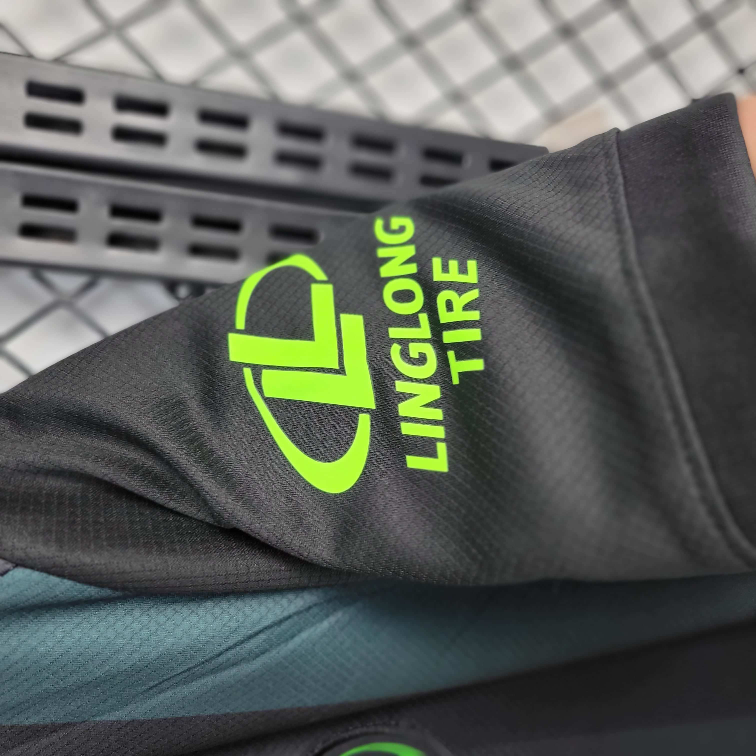 2024/2025 VfL Wolfsburg Away Football Shirt