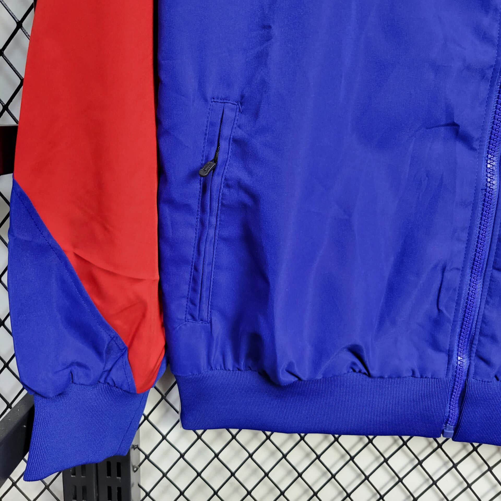 2025/2026 Barcelona Windbreaker Football Shirt