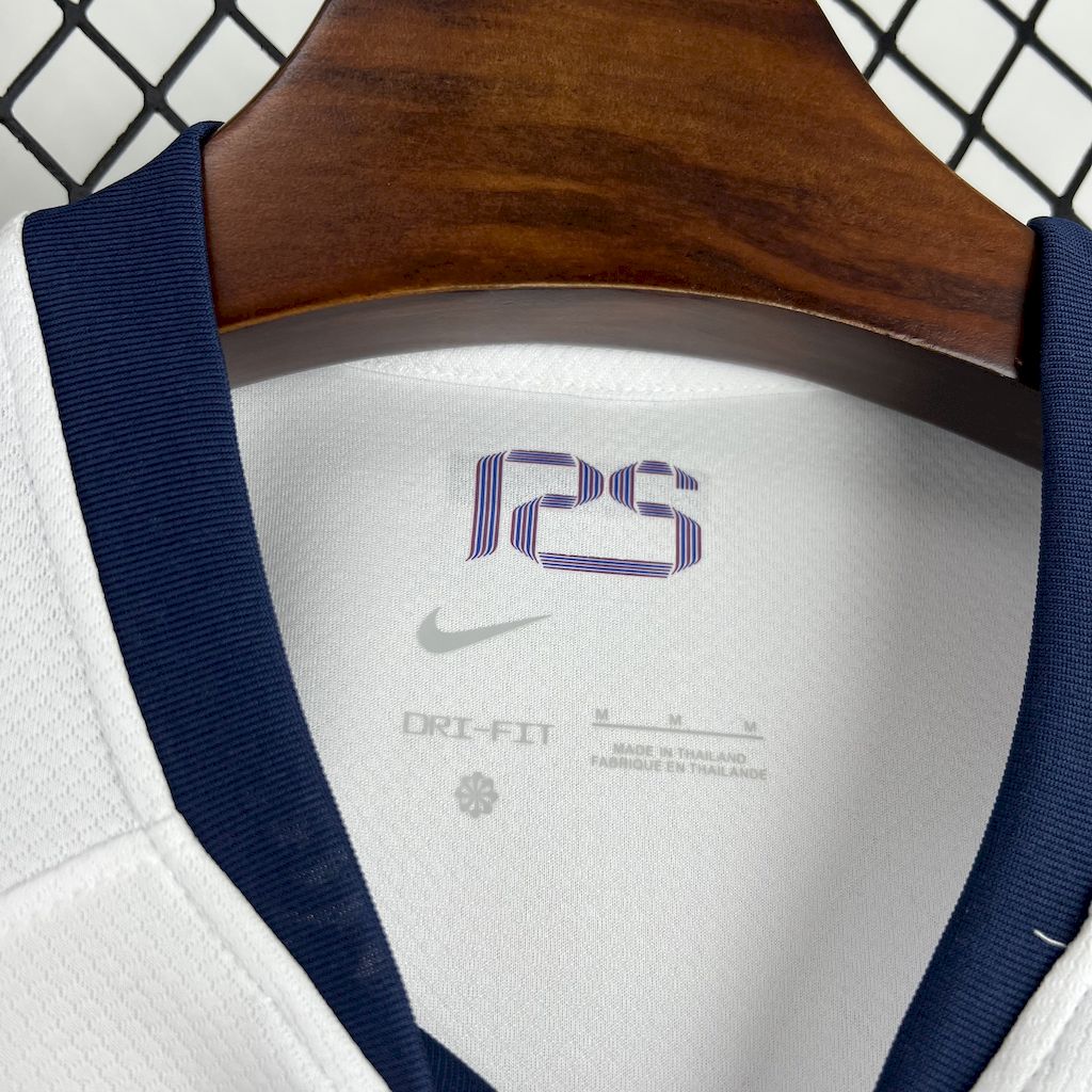 2025/2026 Barcelona Special EditionFootball shirt 1:1 Thai Quality