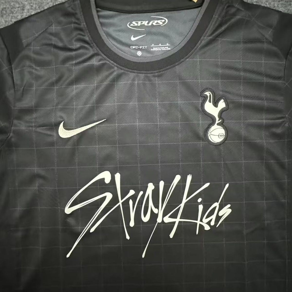 2025/2026 Tottenham Hotspur THFC xStray Kids Limited Edition Away  Football shirt 1:1 Thai Quality