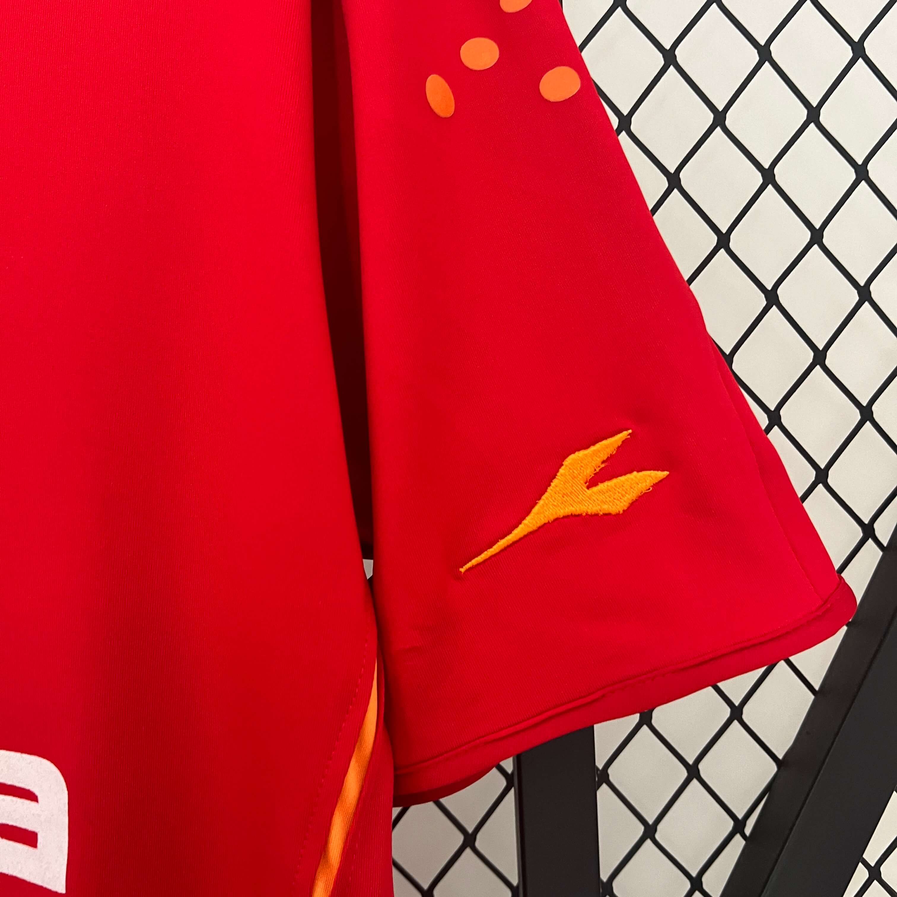 2004/2005 Retro AS Roma Home Football Shirt