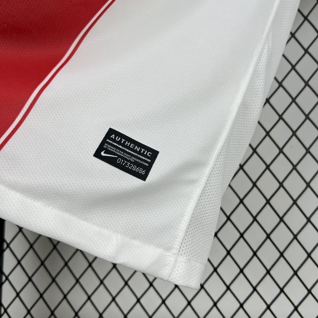 2010 Retro Portugal Away Football shirt1:1 Thai Quality