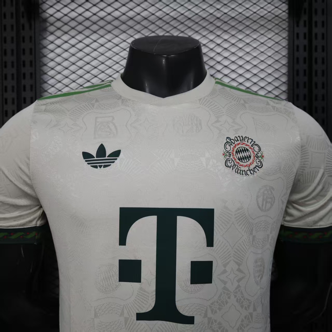 2025/2026 Player Version BayernMunchen Away Football Shirt