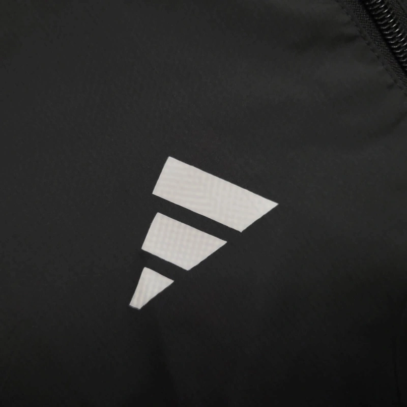 2025/2026 Manchester United Windbreaker Football shirt