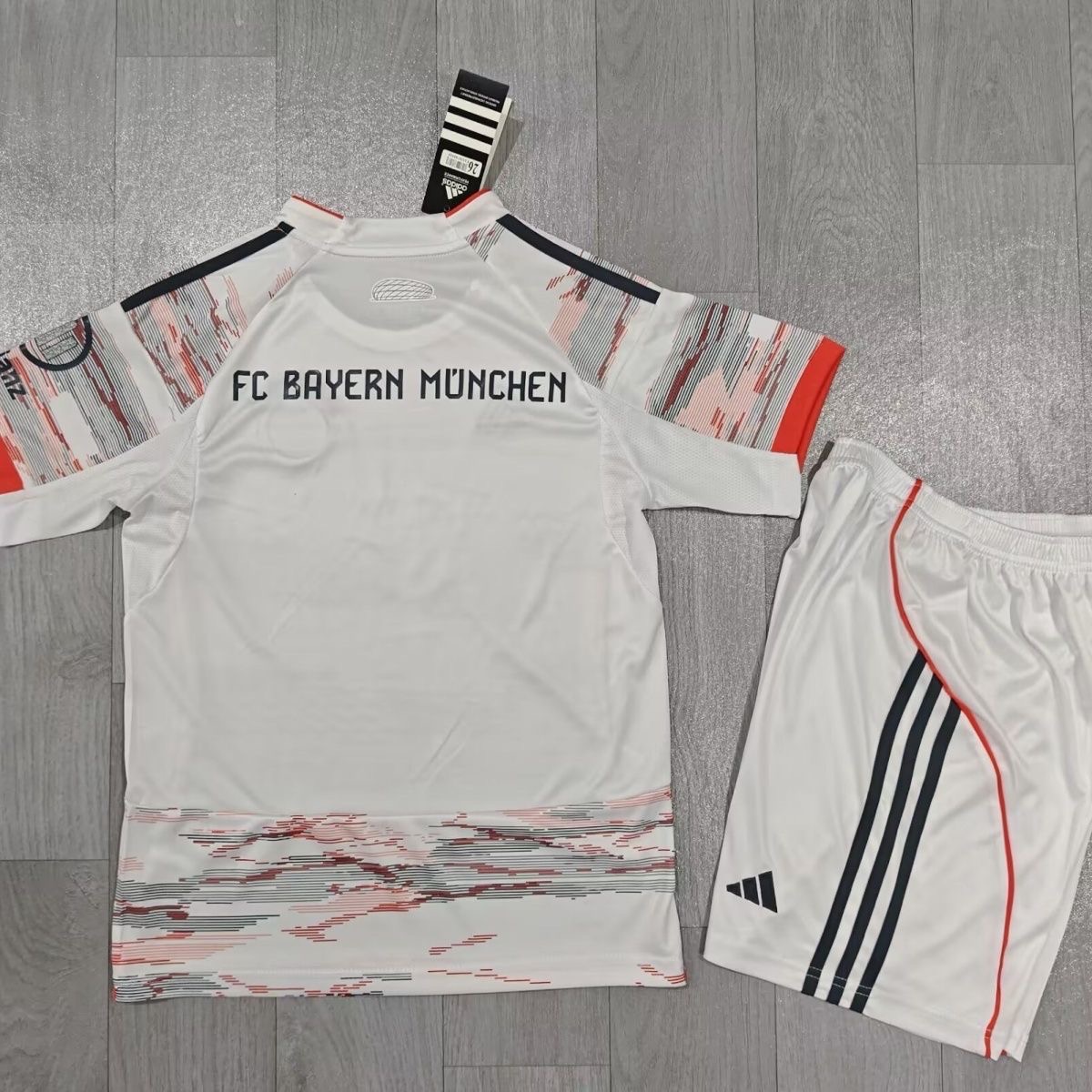 2025/2026 Bayern Munchen AwayFootball shirt Kids Size 1:1 Thai Quality