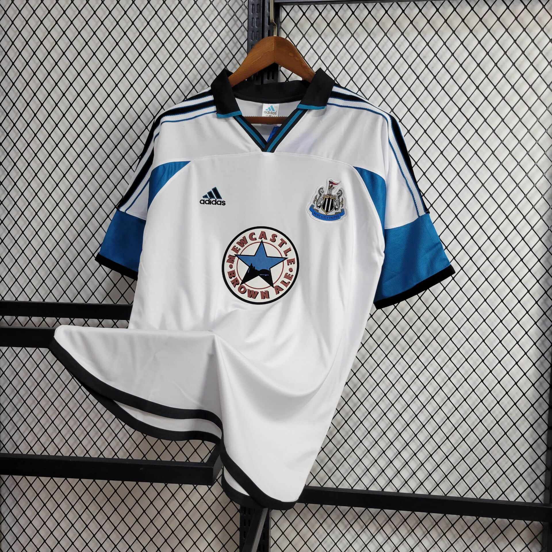 1999/2000 Retro Newcastle United Away Football Shirt