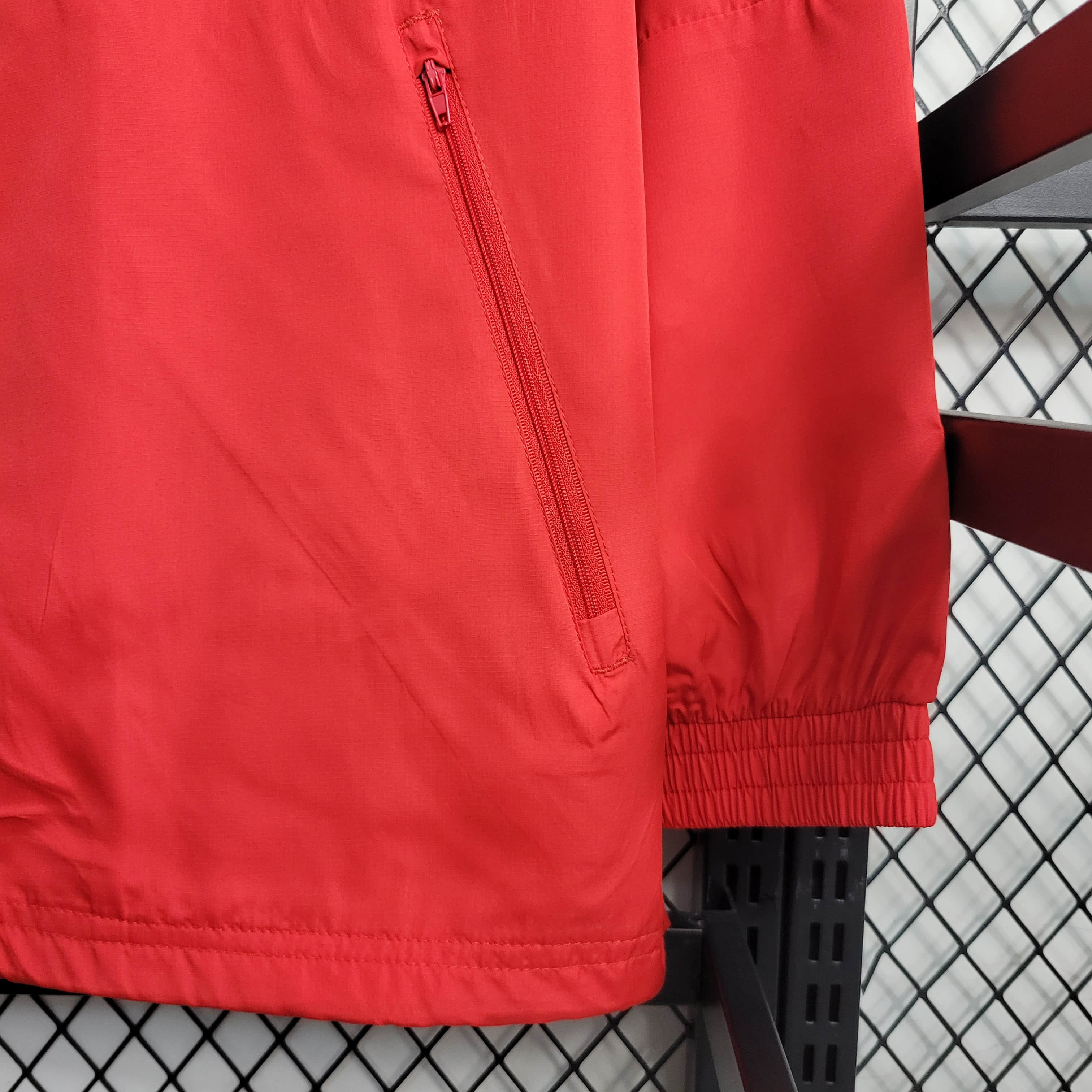 2023/2024 Manchester United Windbreaker Red Football Shirt