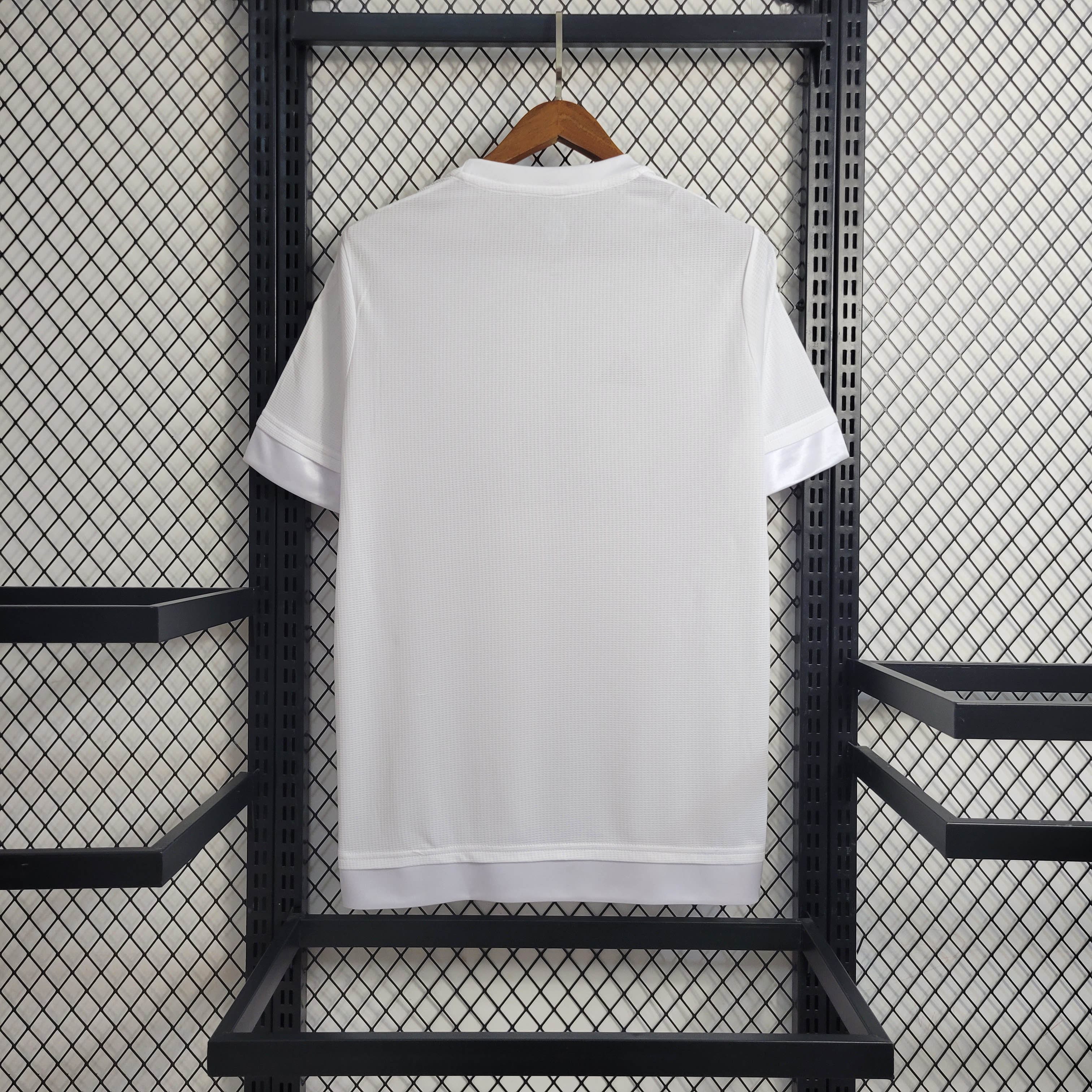 2015/2016 Retro Real Madrid Home Football Shirt