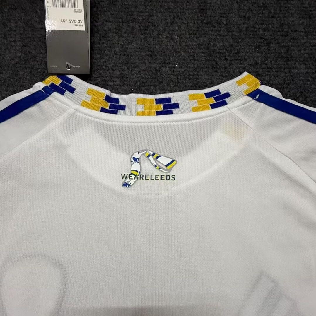 2025/2026 Leeds United Home FootballShirt 1:1 Thai Quality