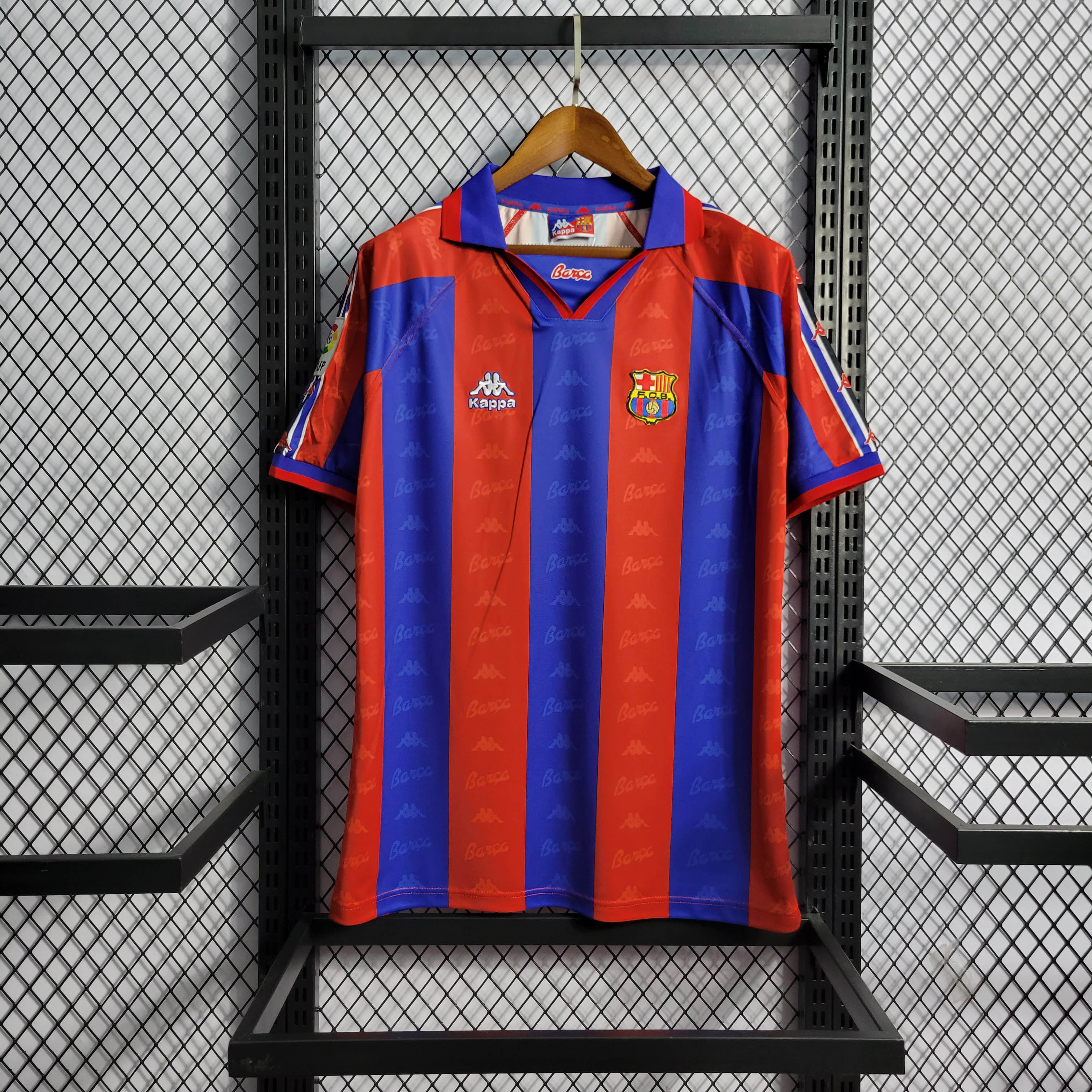 1995/1997 Retro Barcelona Home Football Shirt