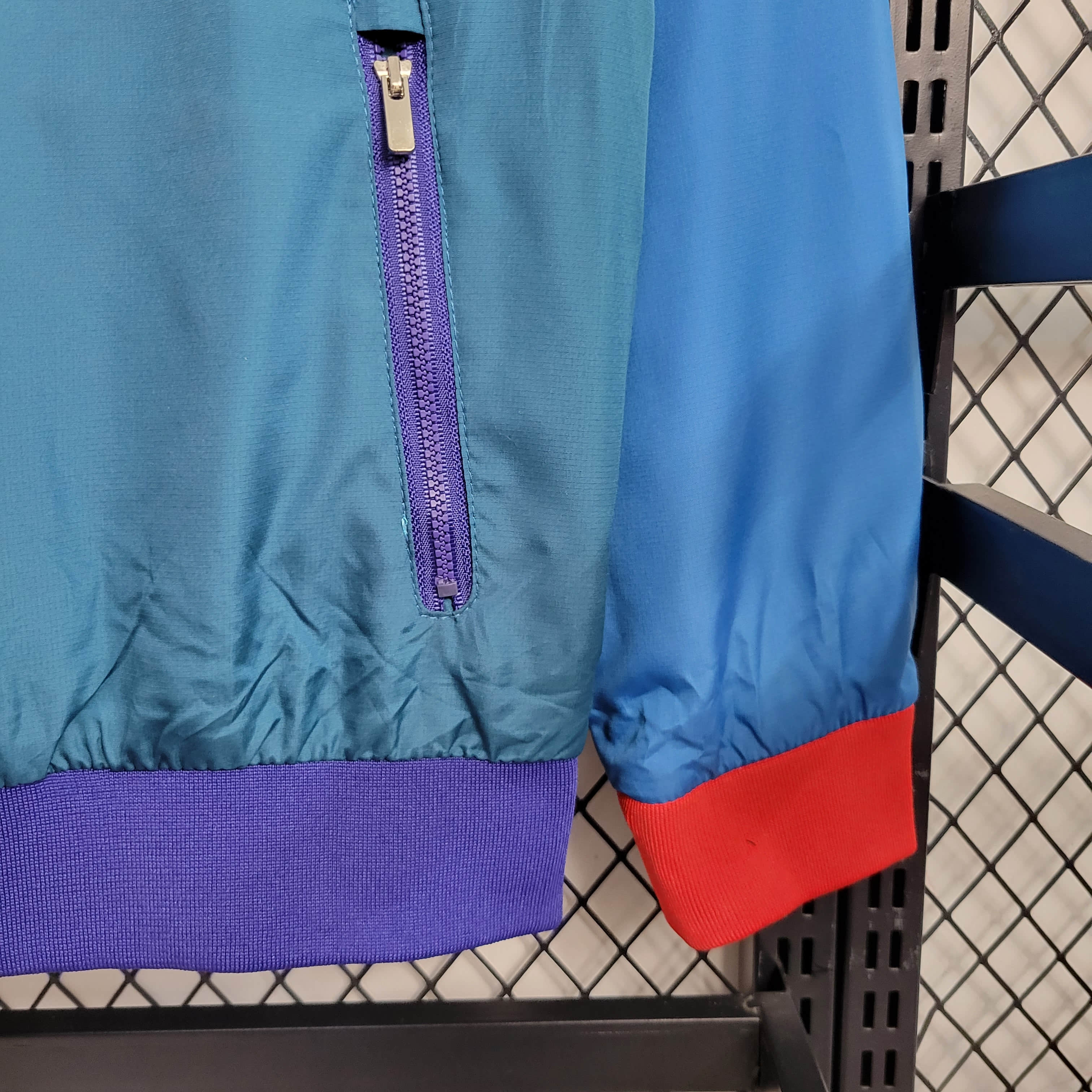 2023/2024 Paris Saint-Germain Windbreaker Football Shirt