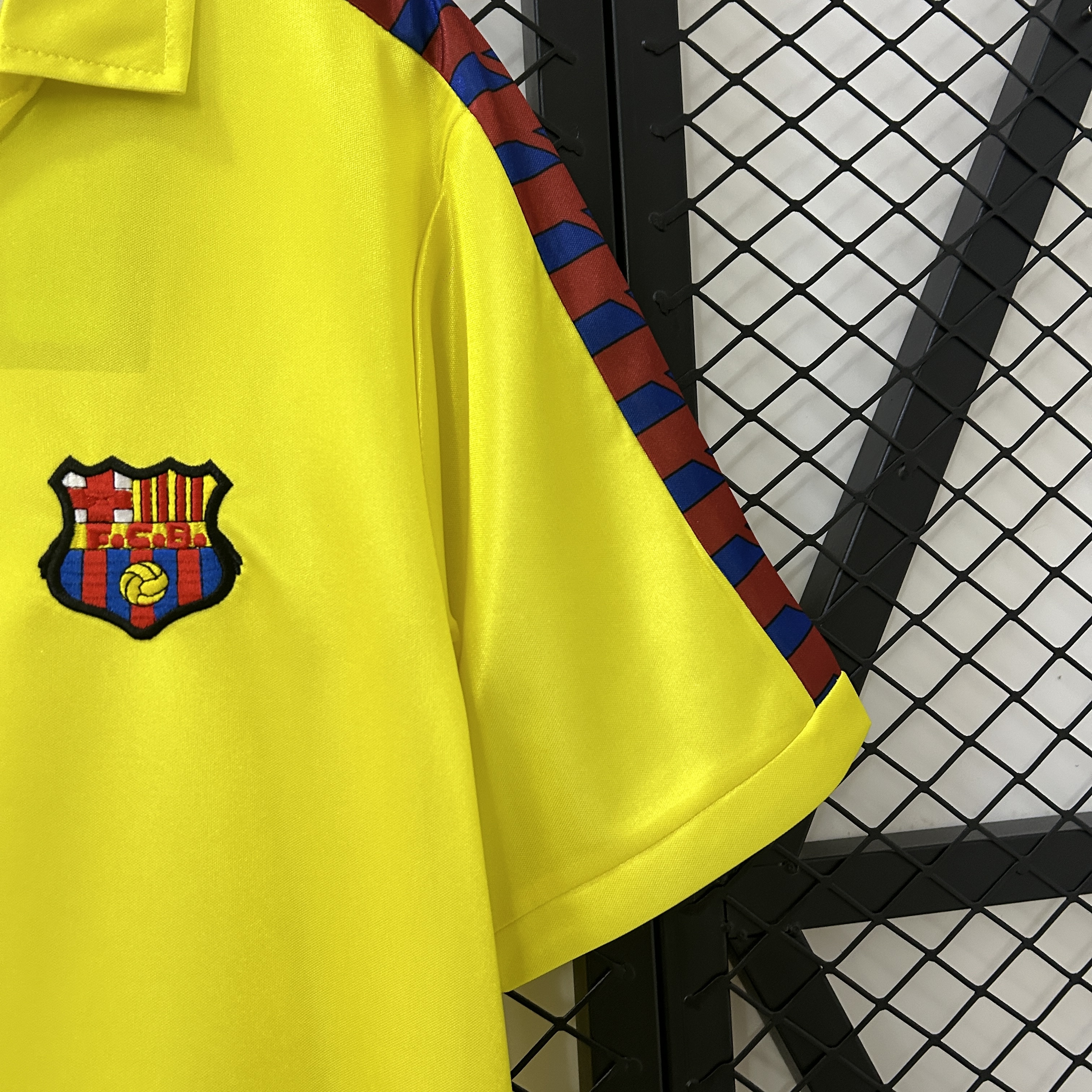 1982/1984 Retro Barcelona Away Football Shirt 1:1 Thai Quality
