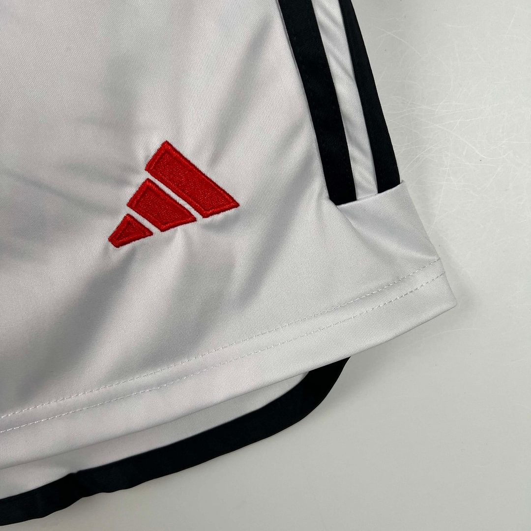 2023/2024 Manchester United Home White Shorts