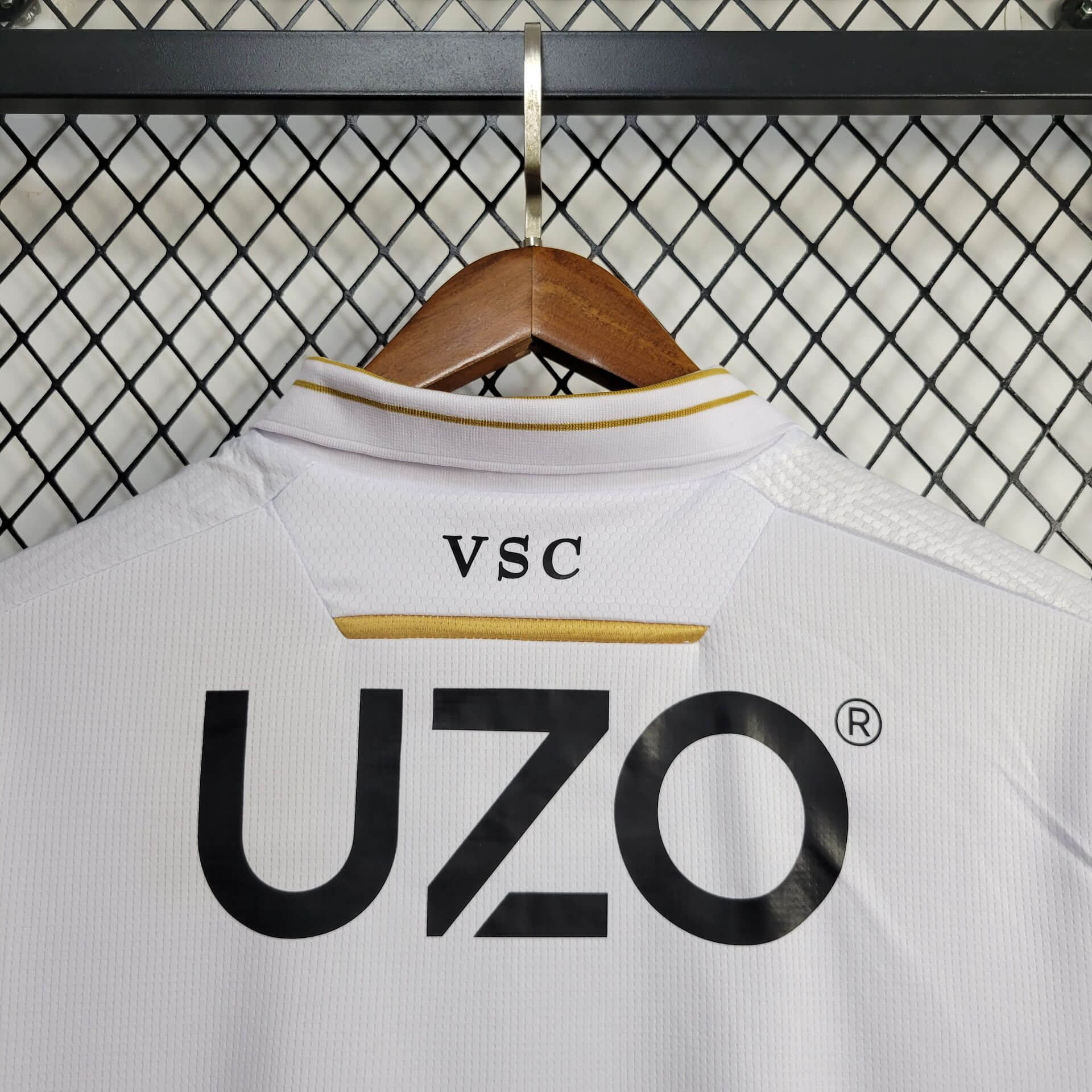 2024/2025 Vitoria Guimaraes Home Football Shirt