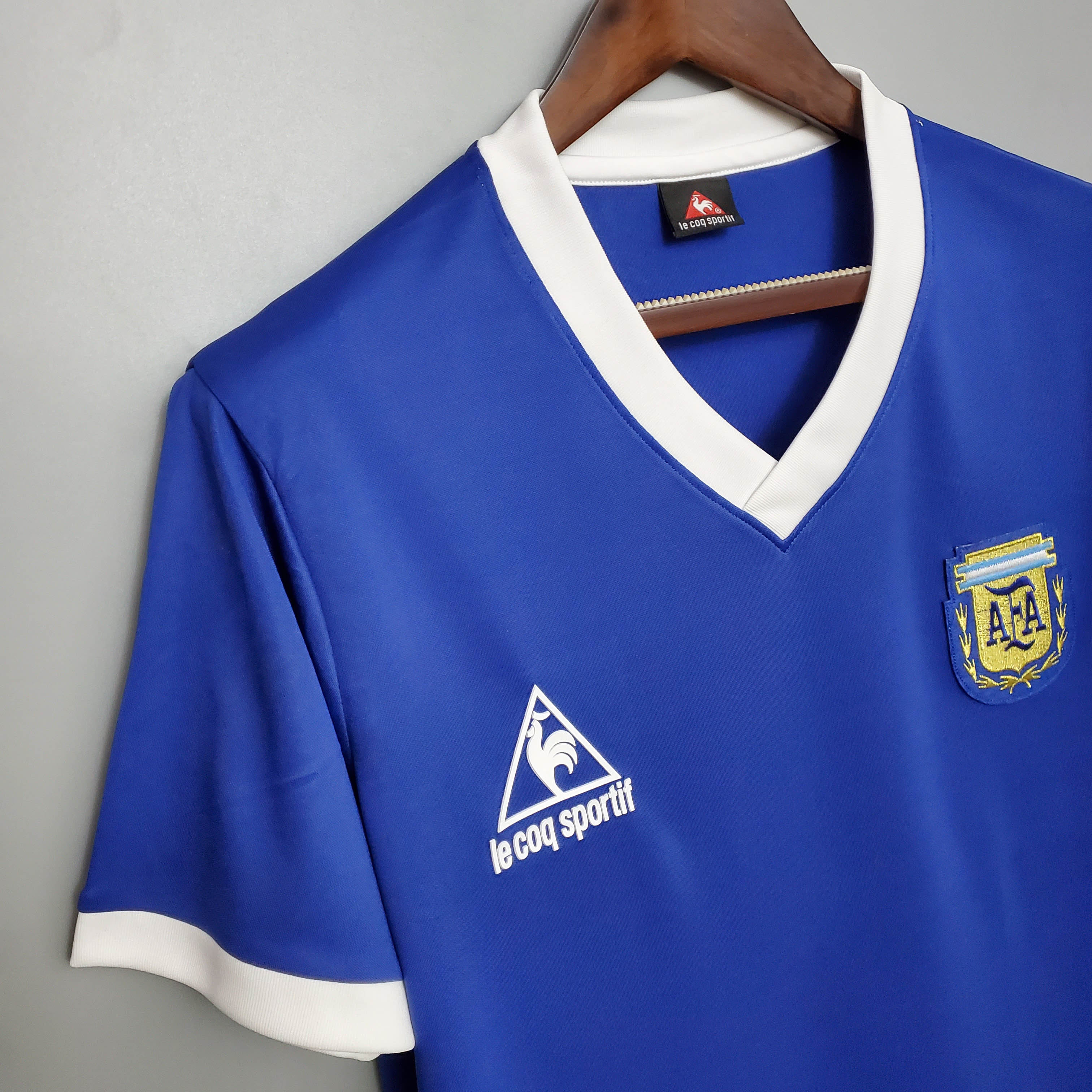 1986 Retro Argentina Away Football Shirt