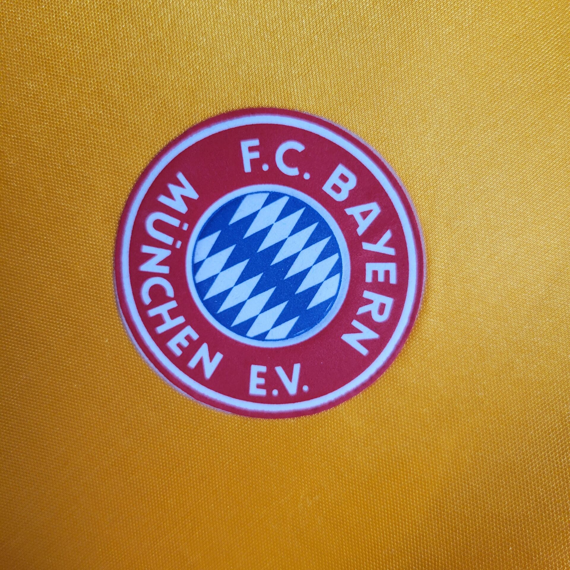 1993/1995 Retro Bayern Munchen Away Football Shirt