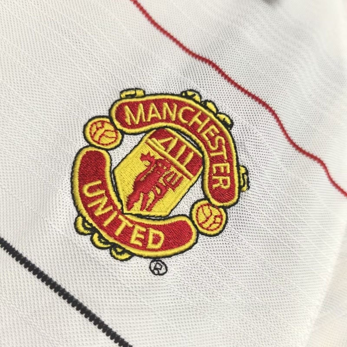 2003/2004 Retro Manchester United  Football Shirt