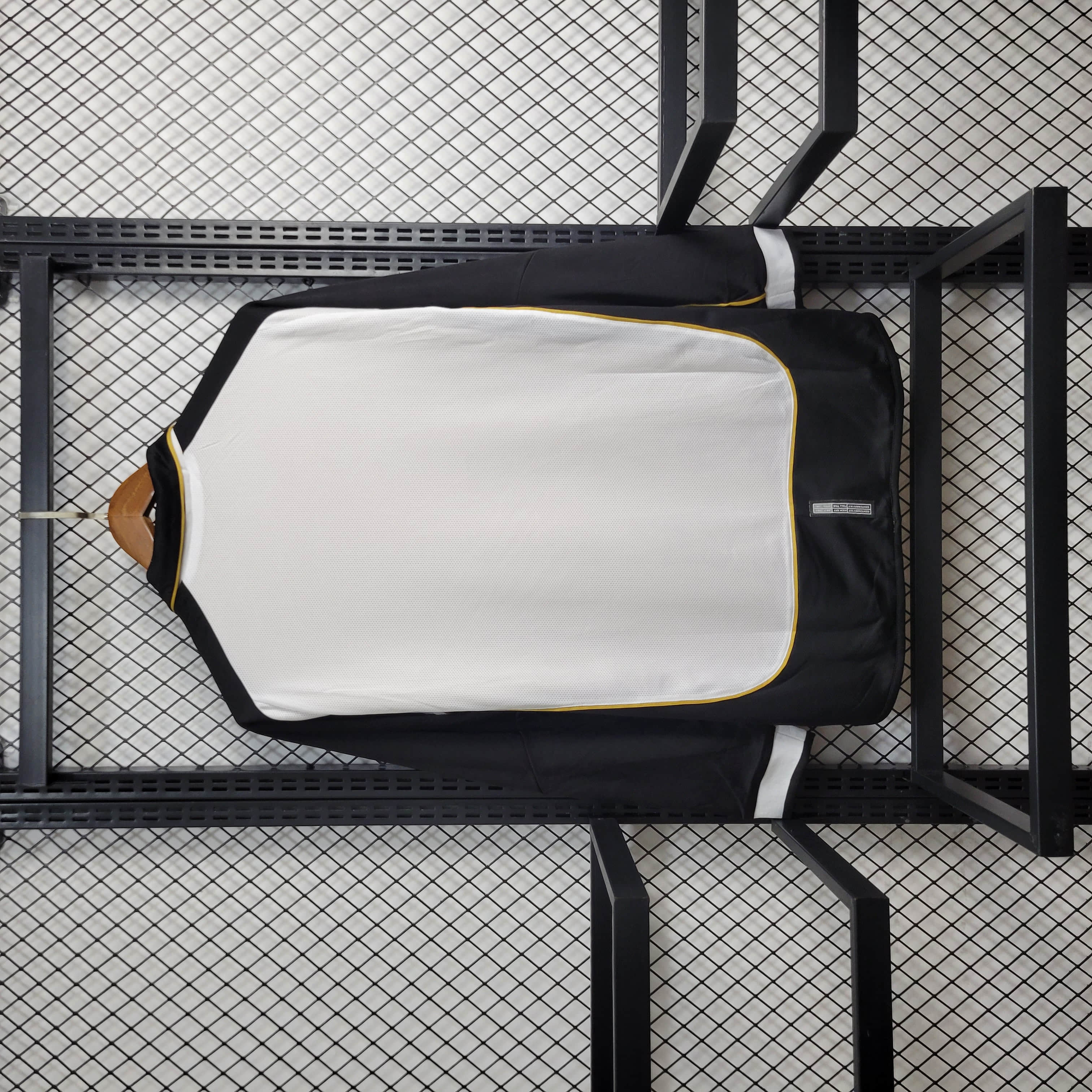 2001/2002 Retro Long Sleeve Manchester United Centenary Season Reversible Football Shirt