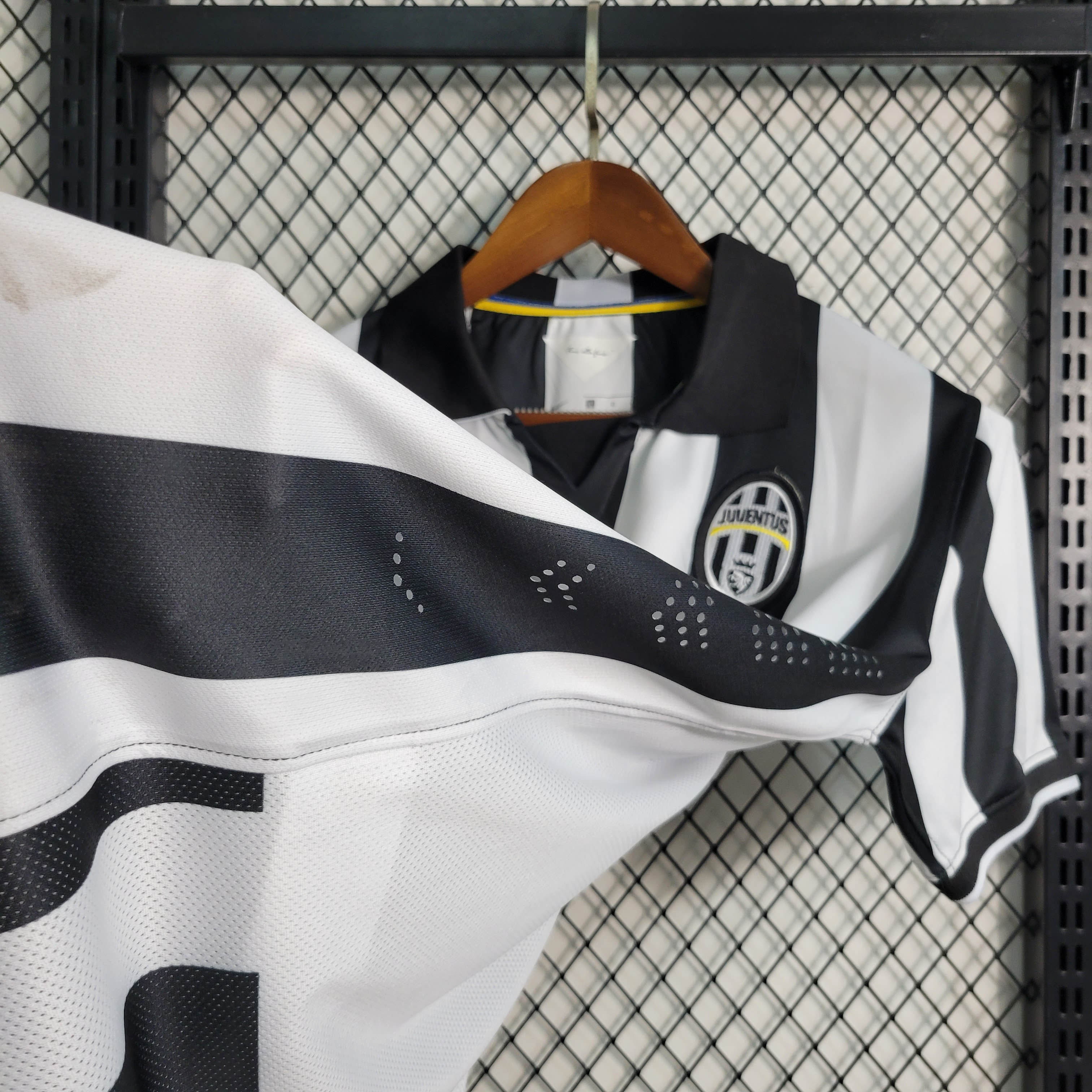2014/2015 Retro Juventus Home Football Shirt