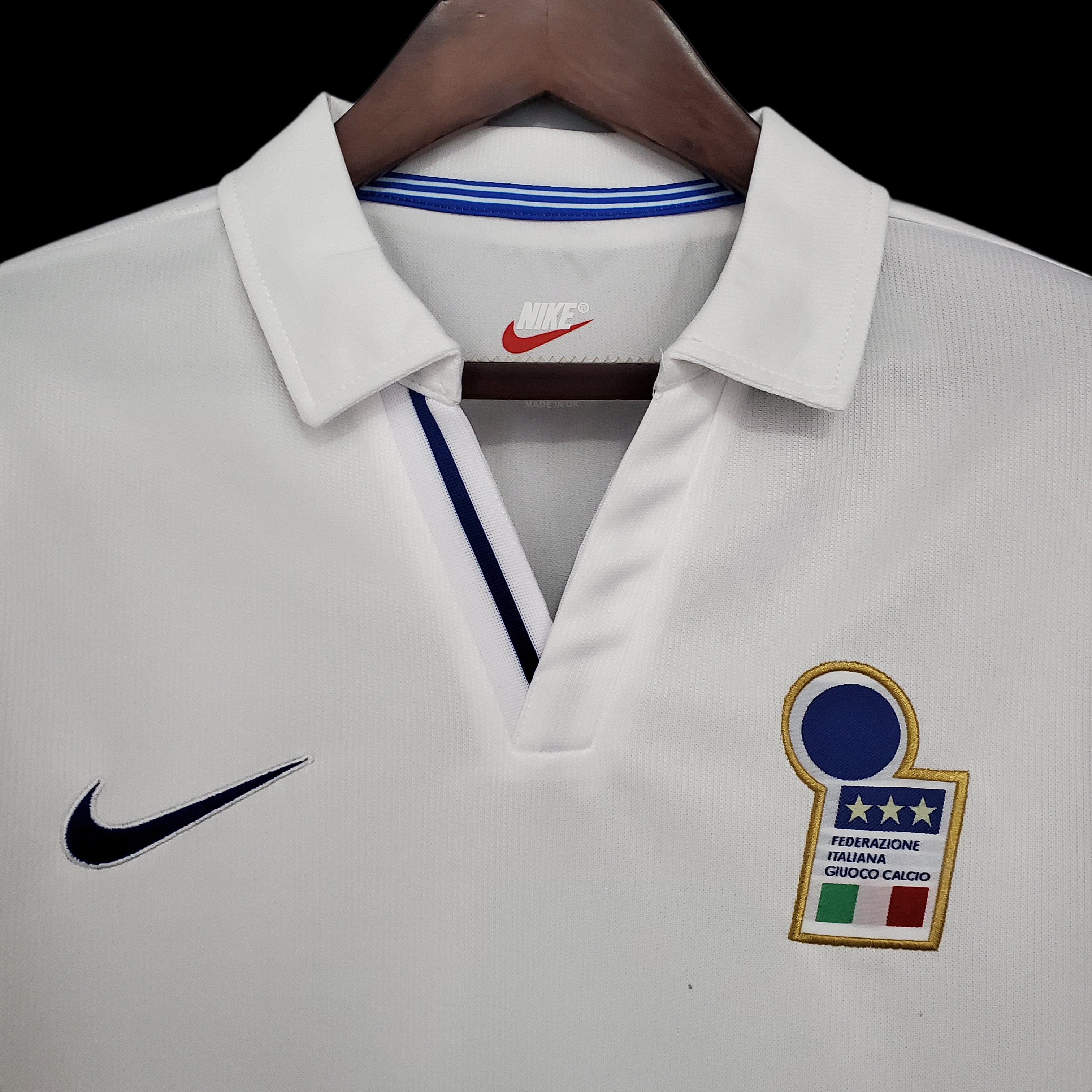 1998 Retro Italy Home Football Shirt