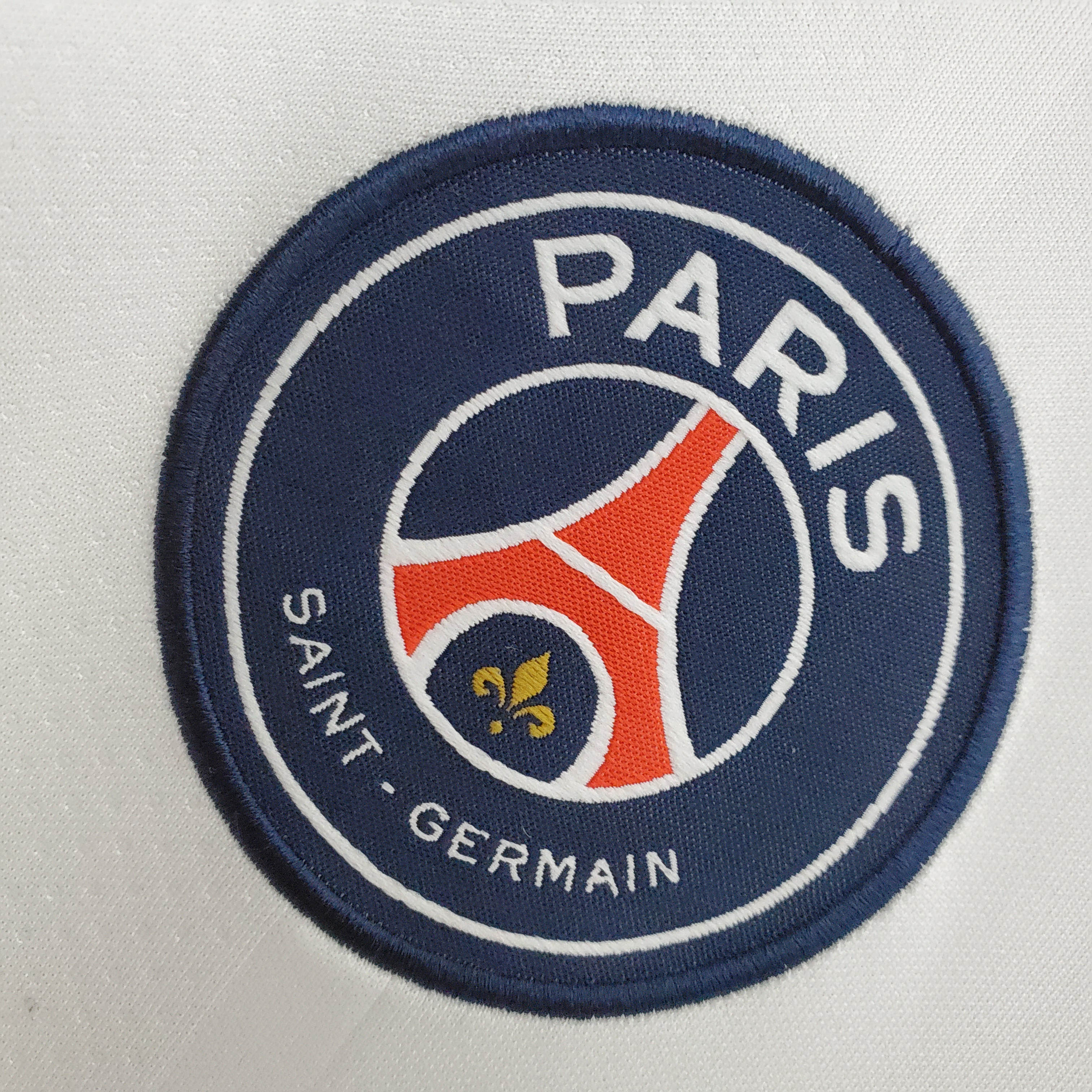 2021/2022 Paris Saint-Germain Fourth Away Football Shirt