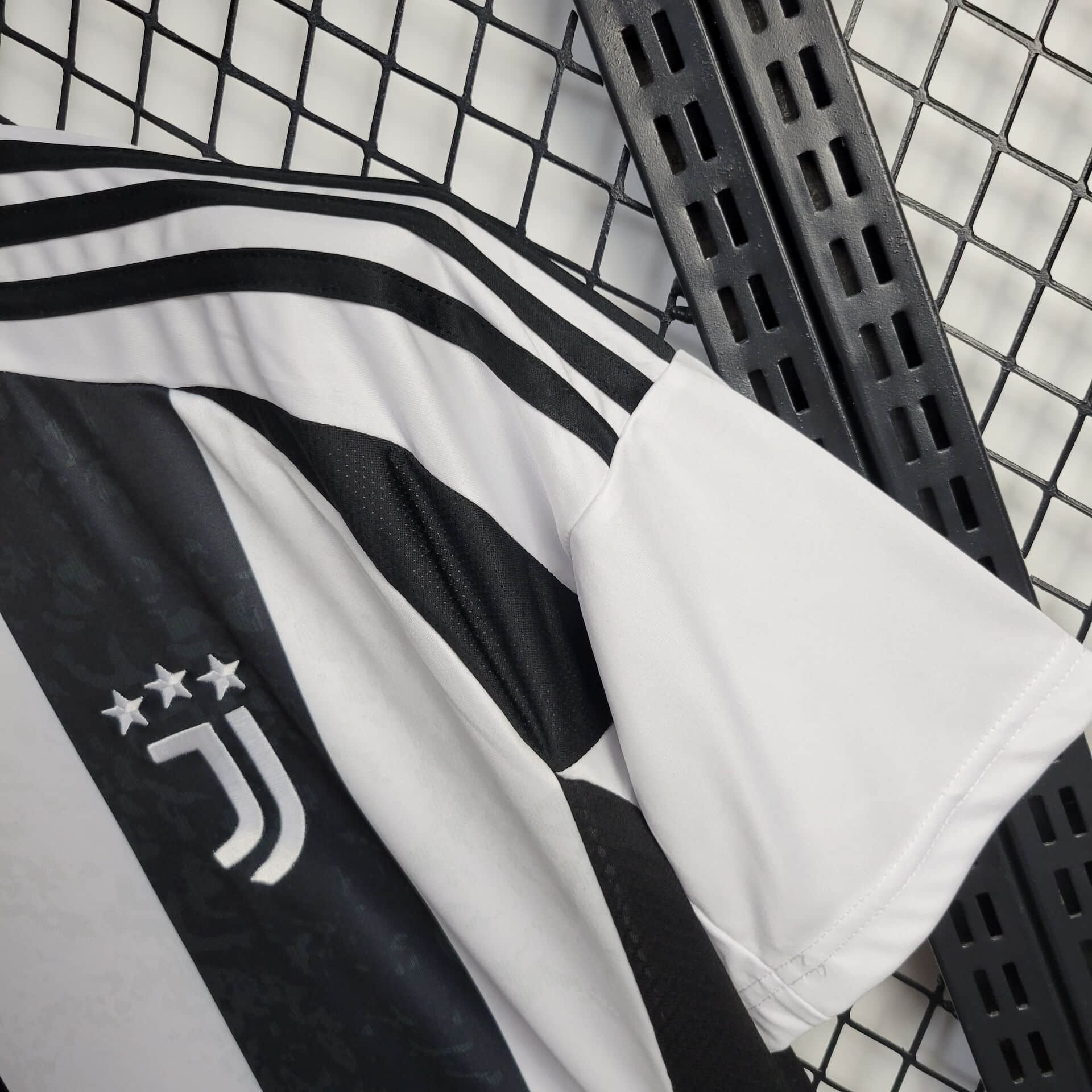 2024/2025 Juventus Home Football Shirt