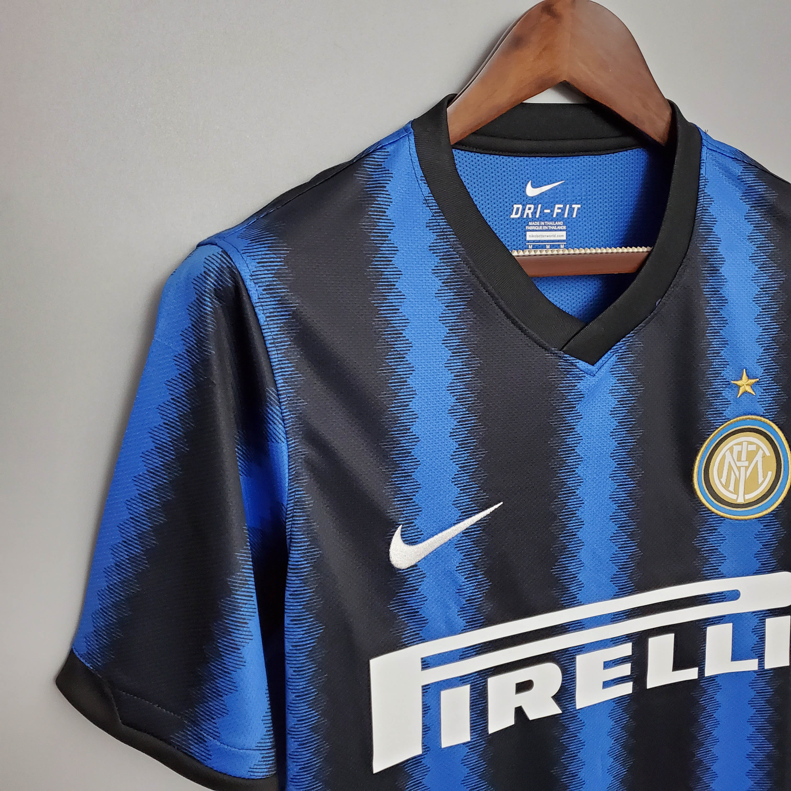 2010/2011 Retro Inter Milan Home Football Shirt 1:1 Thai Qualit