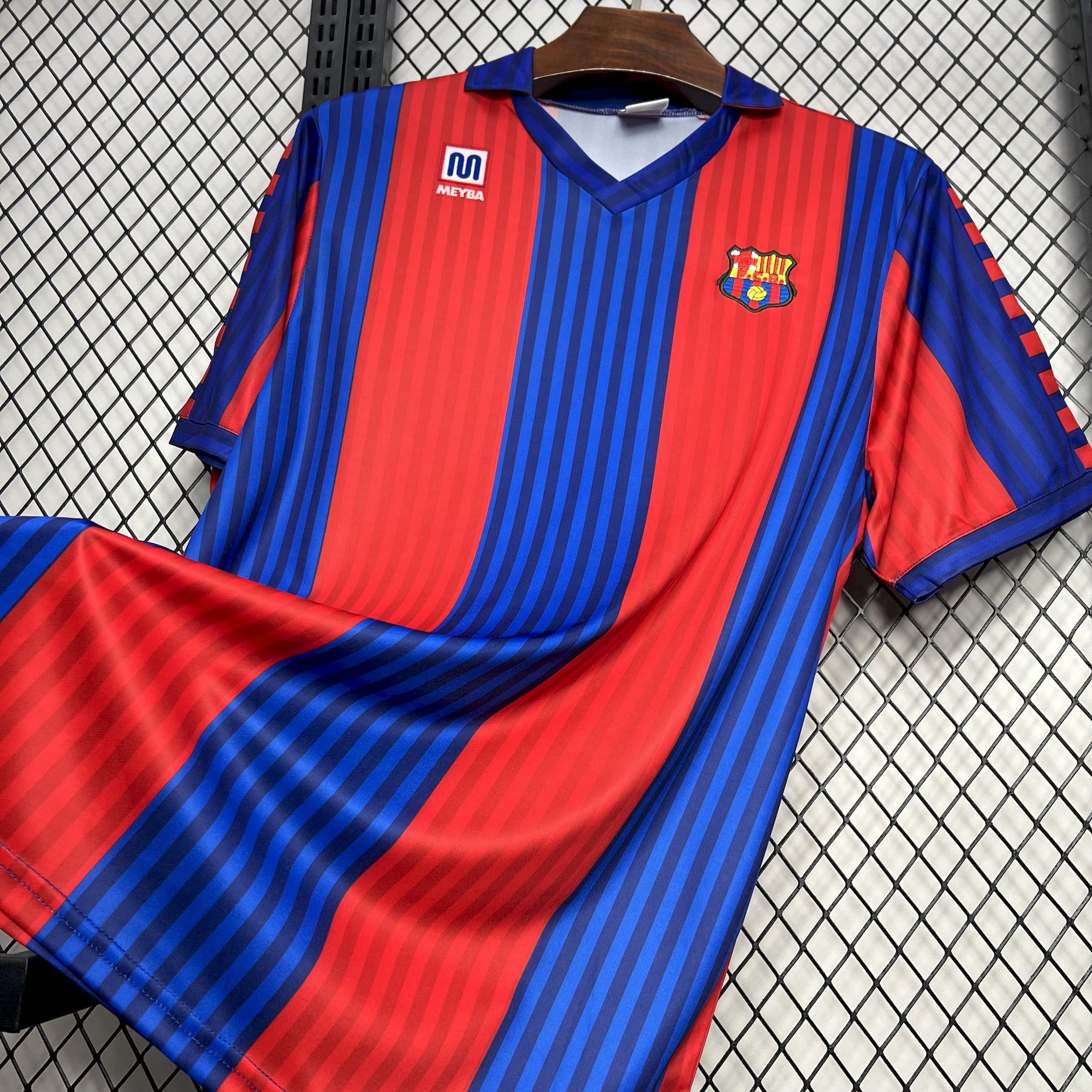 1991/1992 Retro Barcelona Home Football Shirt