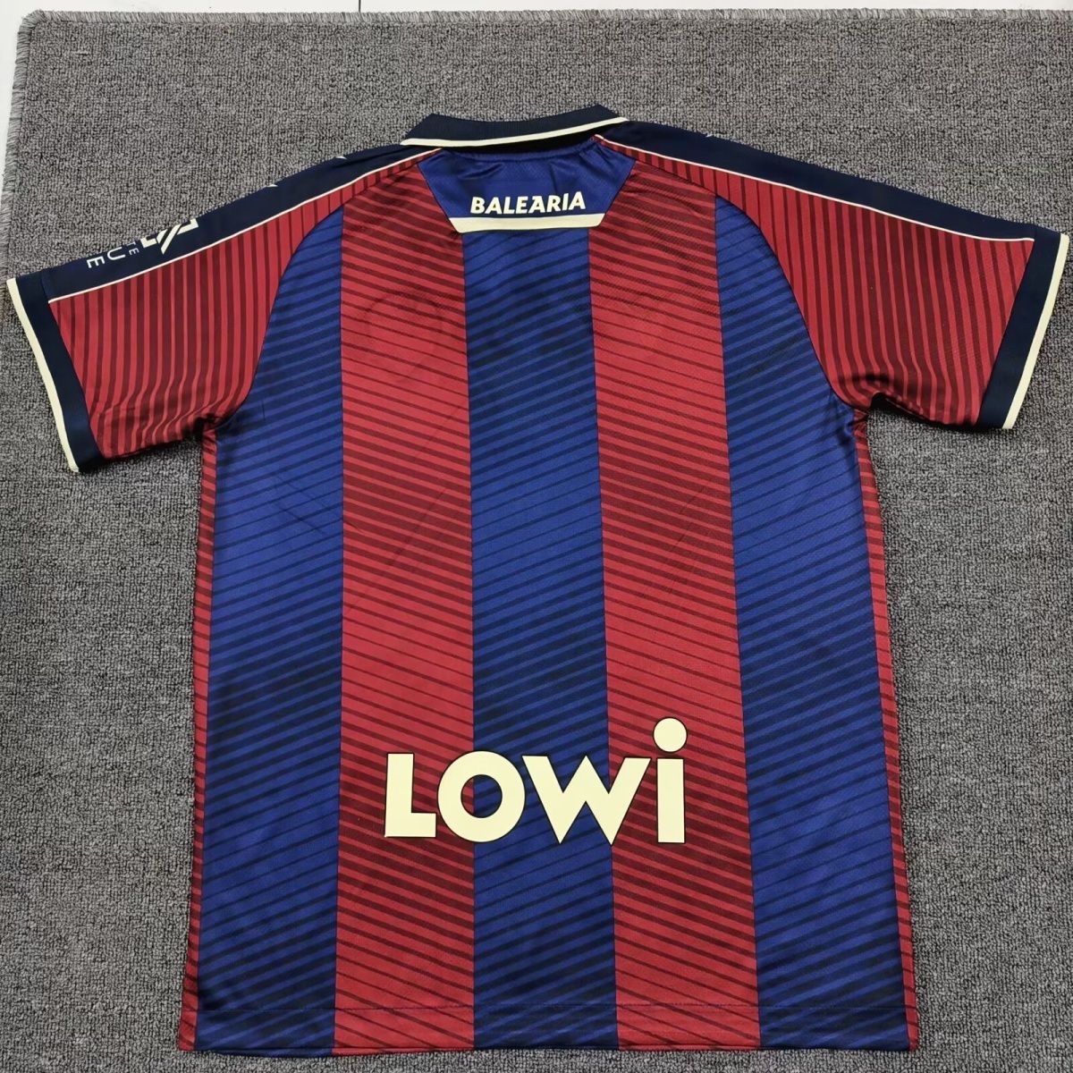 2025/2026 Levante UD Home FootballShirt 1:1 Thai Quality