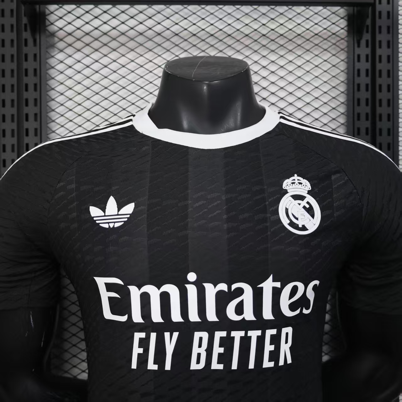2025/2026 Player Version Real Madrid goalkeeper  Football Shirt